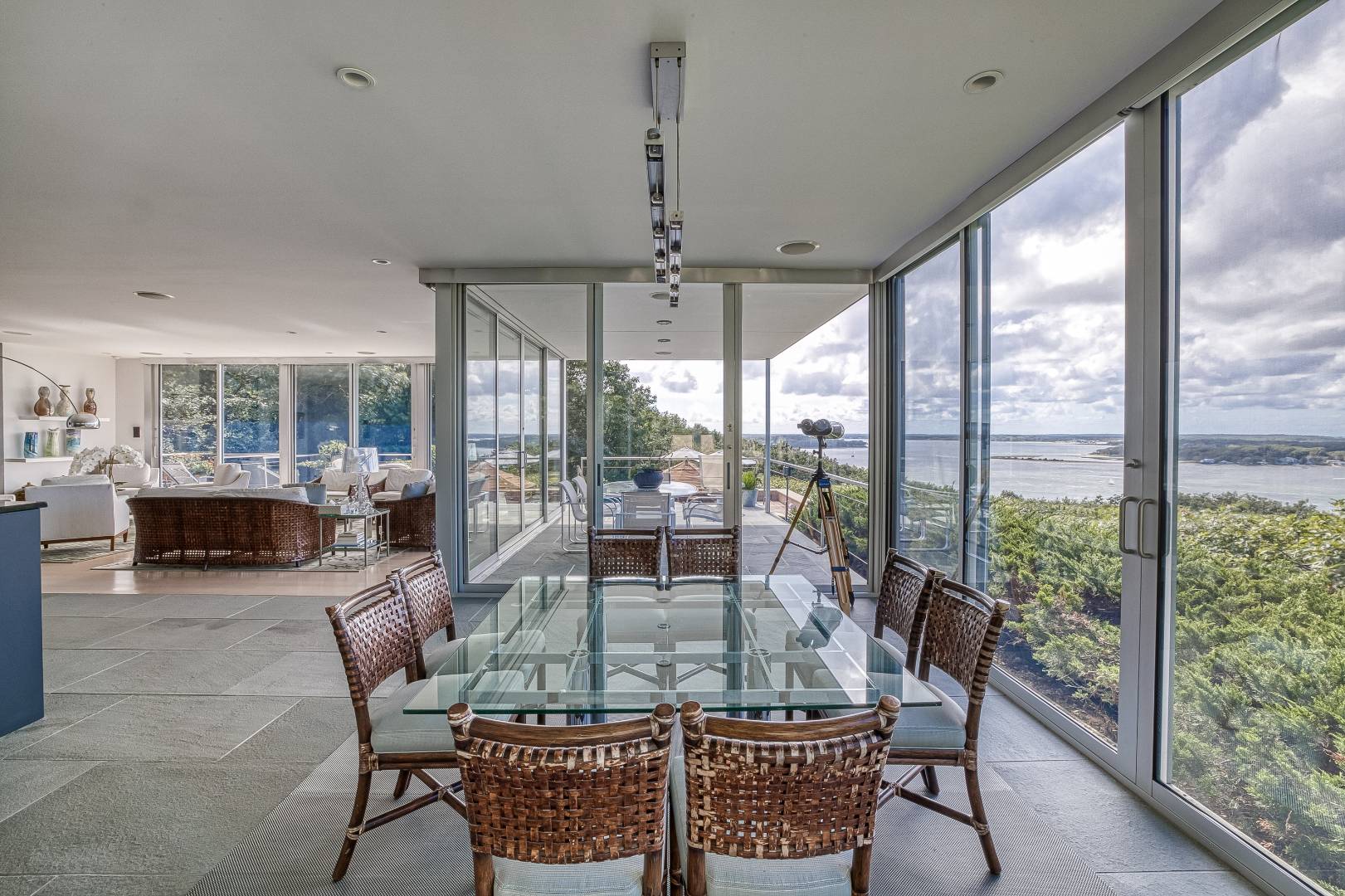 42 Prospect Avenue + Part 23 Serpentine Drive