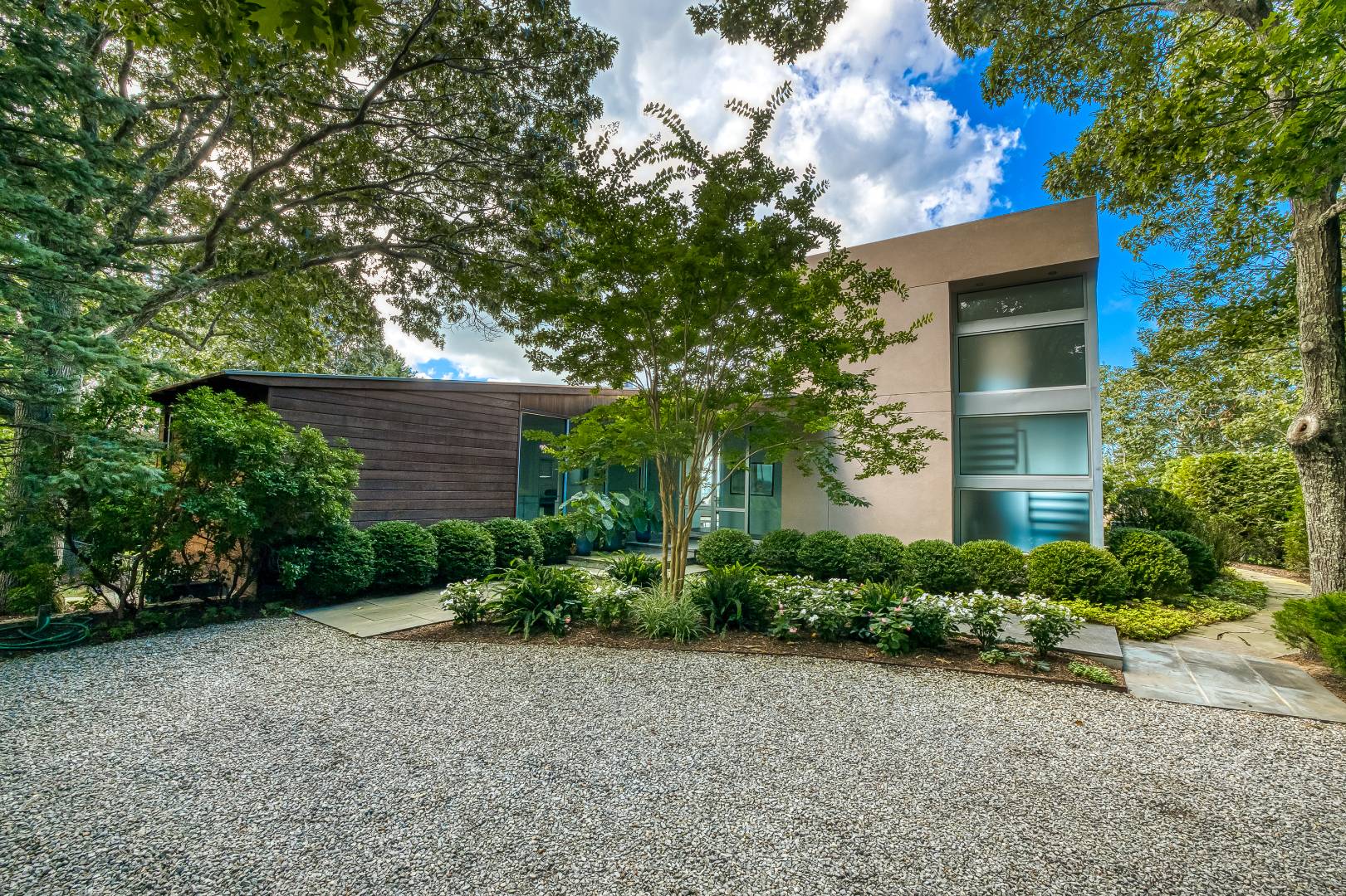 42 Prospect Avenue + Part 23 Serpentine Drive