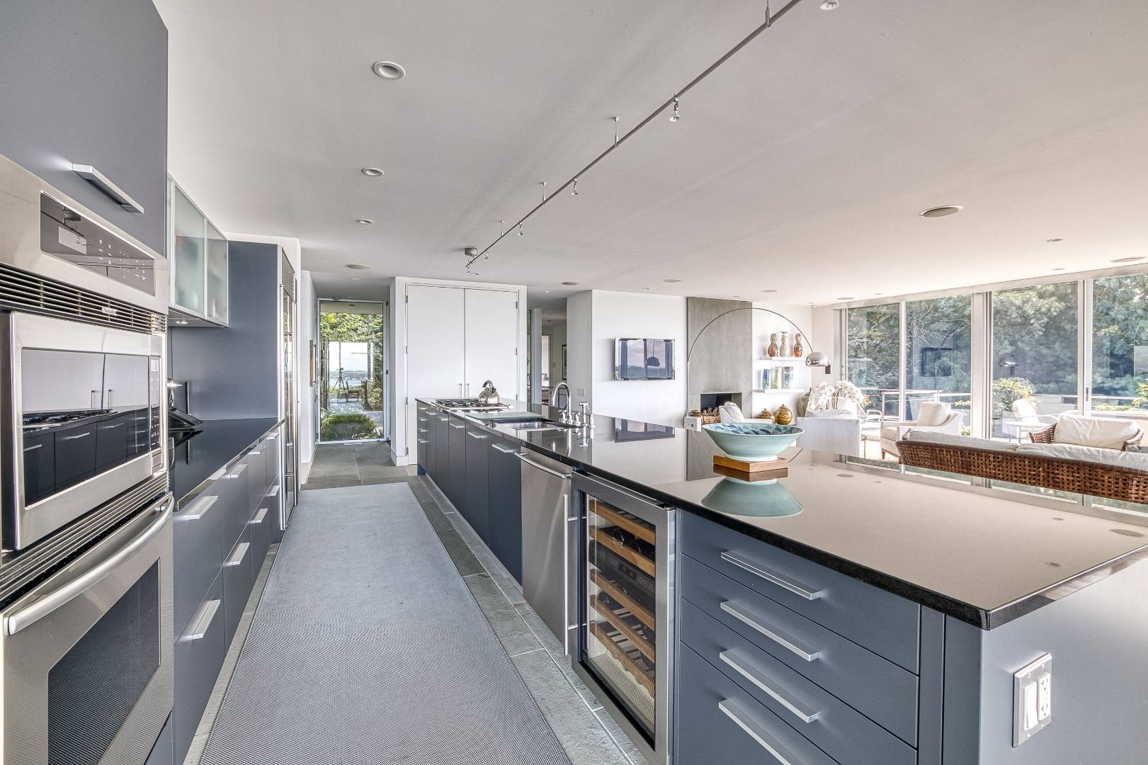 42 Prospect Avenue + Part 23 Serpentine Drive
