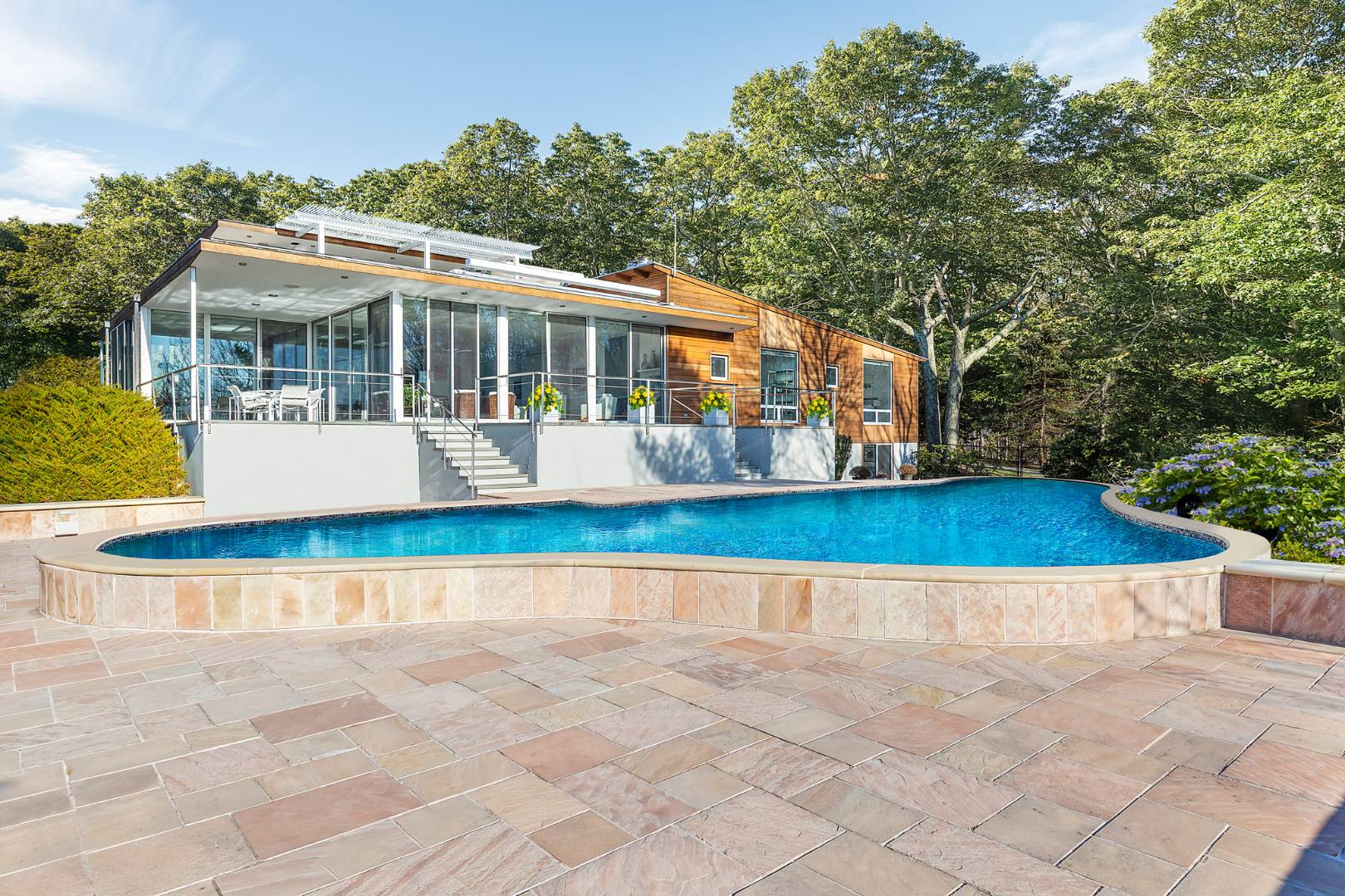 42 Prospect Avenue + Part 23 Serpentine Drive