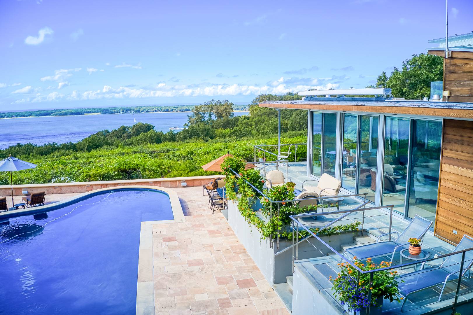 42 Prospect Avenue + Part 23 Serpentine Drive
