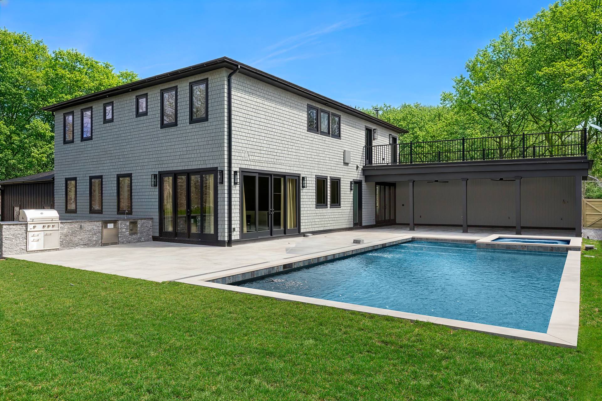 2 Grove Avenue