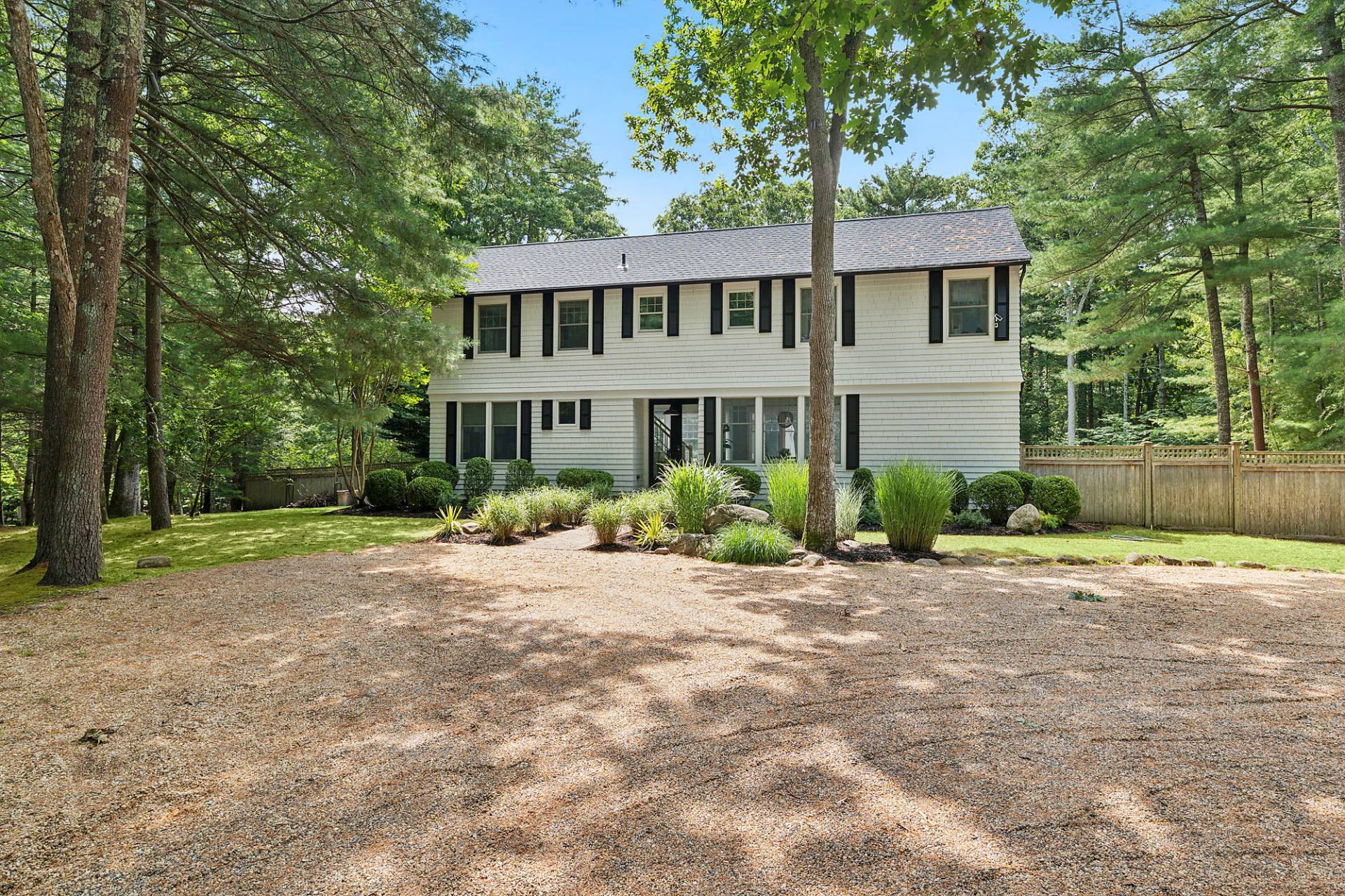 5 Spread Oak Lane