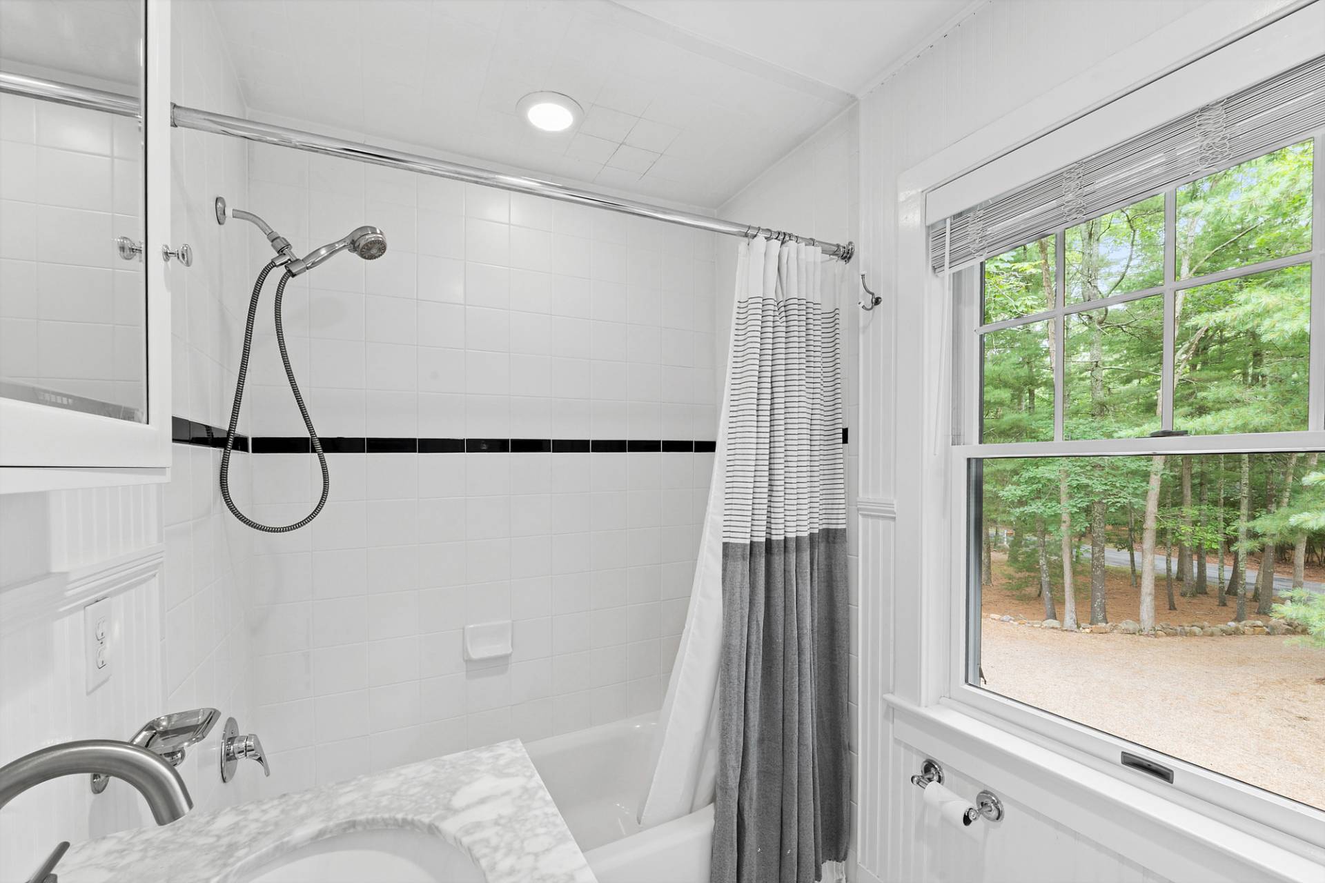 5 Spread Oak Lane