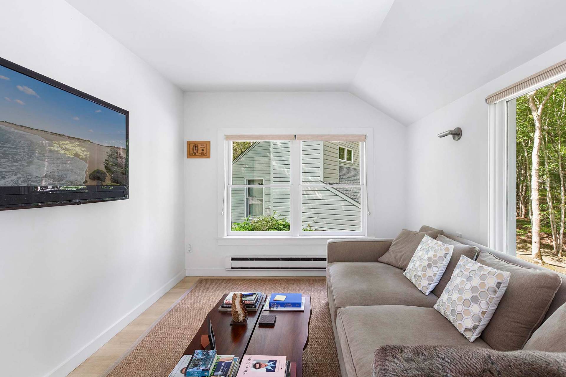4th Bedroom/TV Room