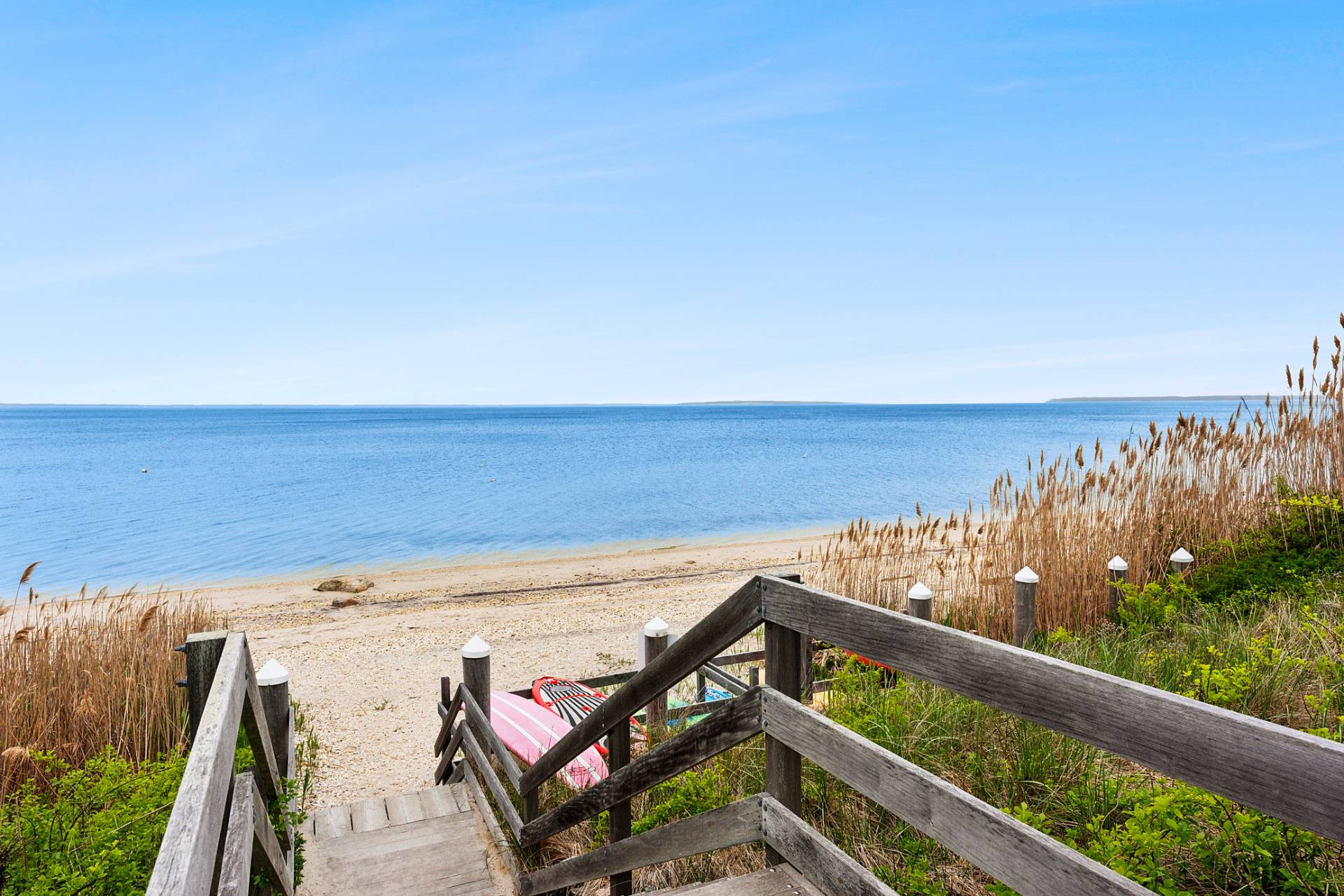 100 Yards to Beach