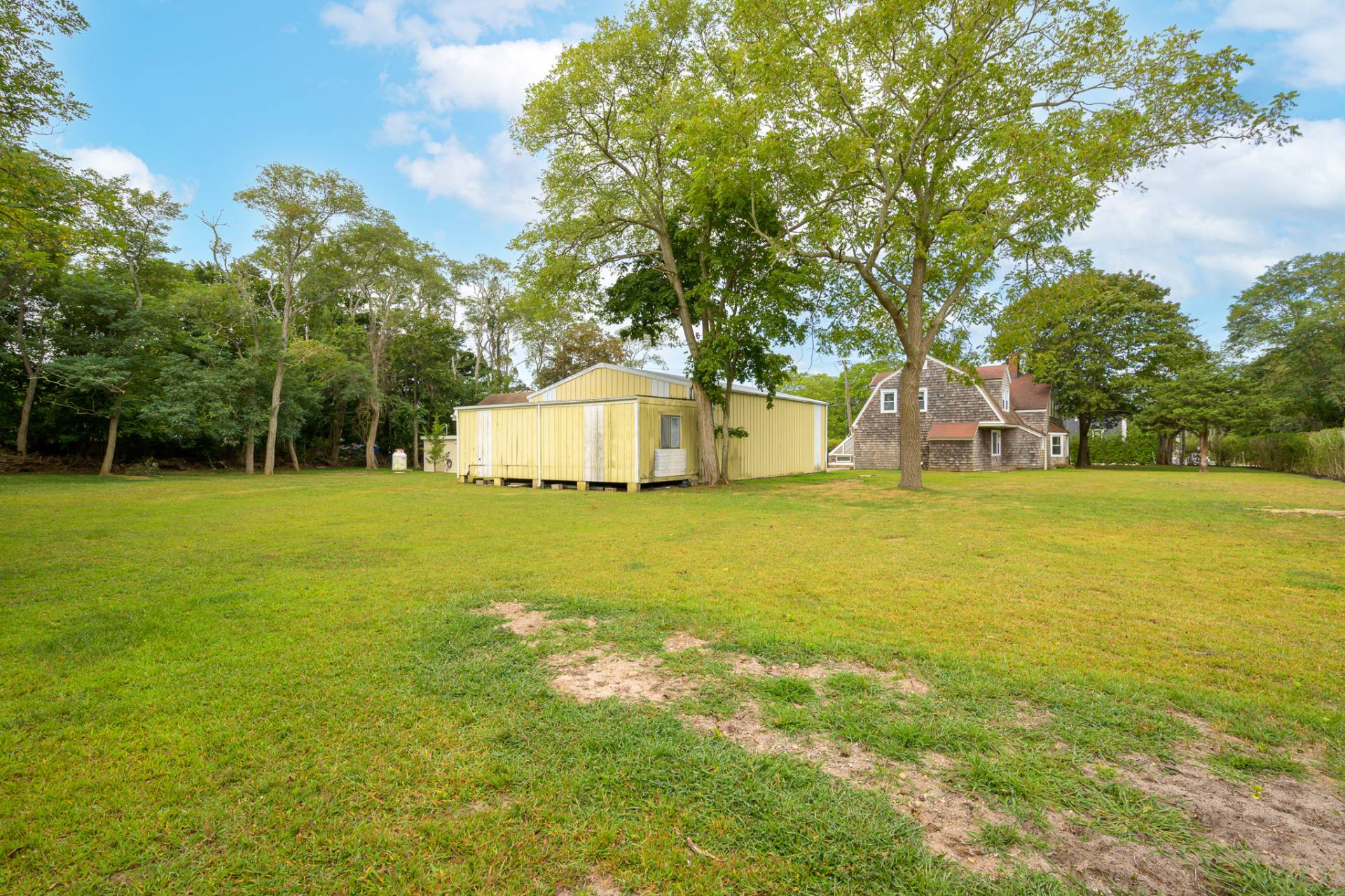 53 Foster Avenue