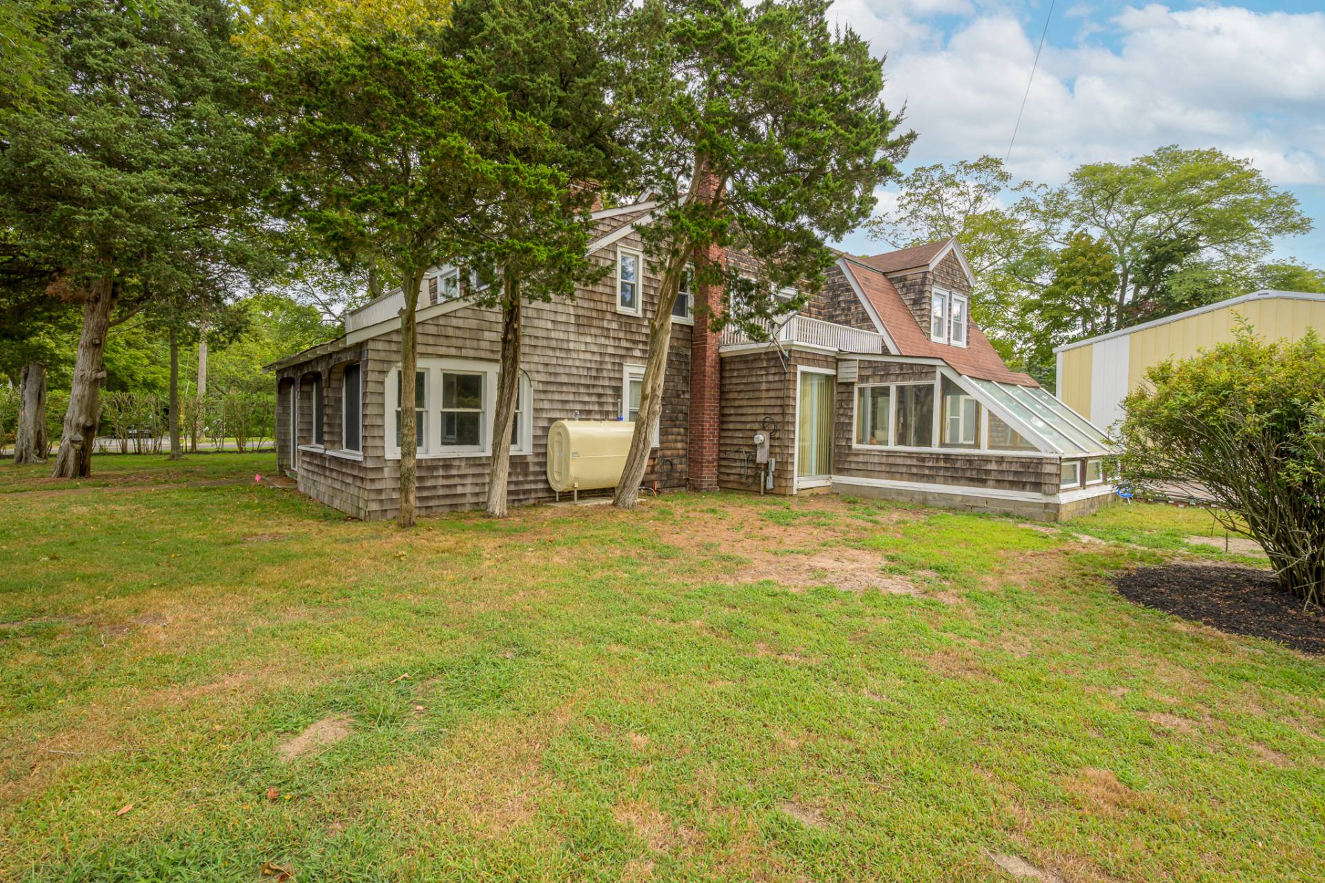 53 Foster Avenue