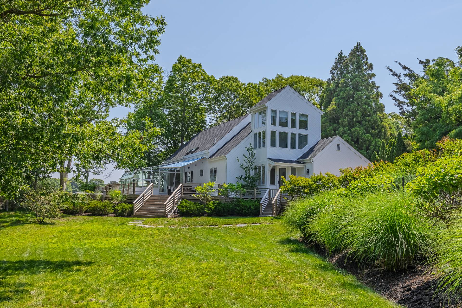 11 Dickerson Drive