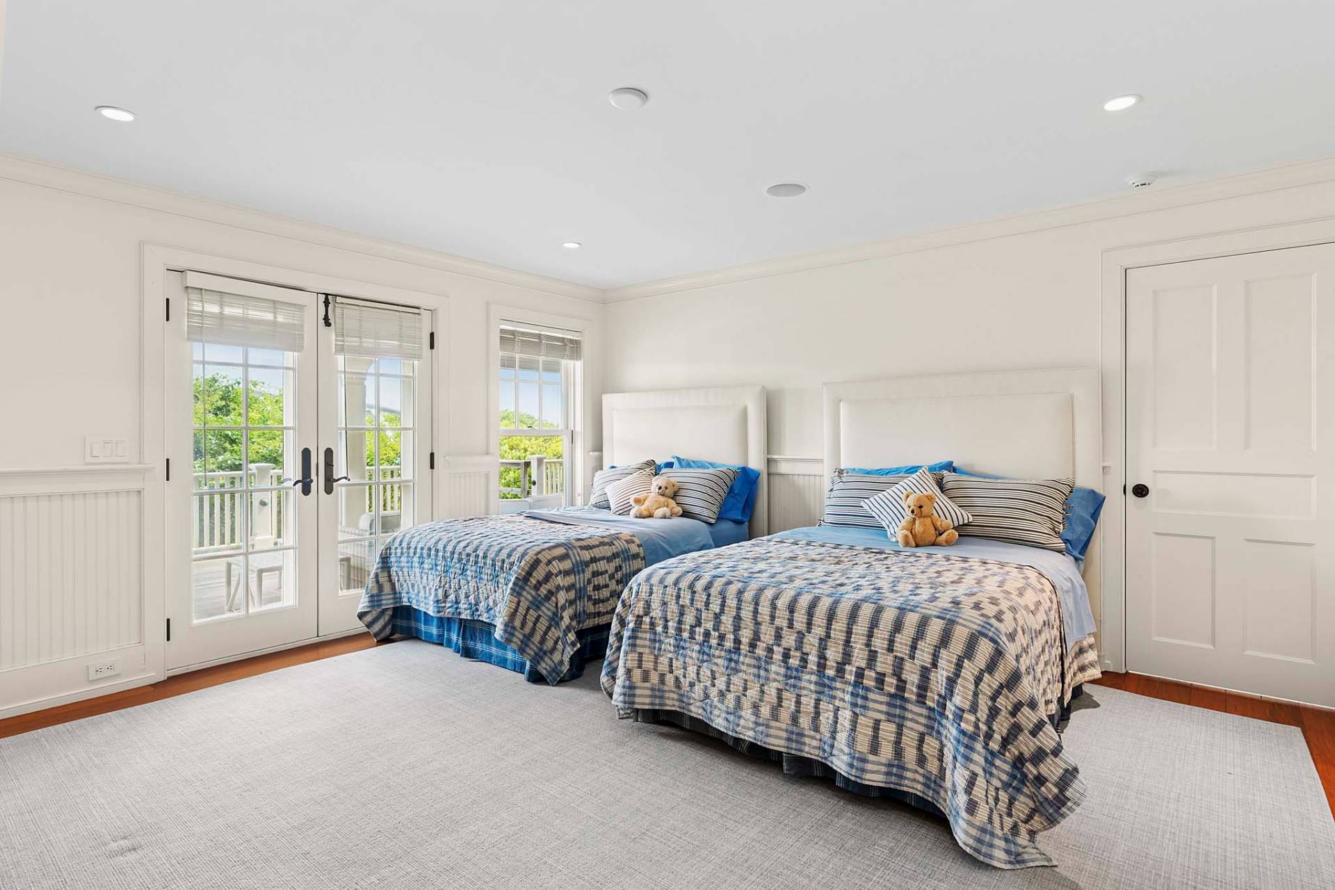 167 Dune Road