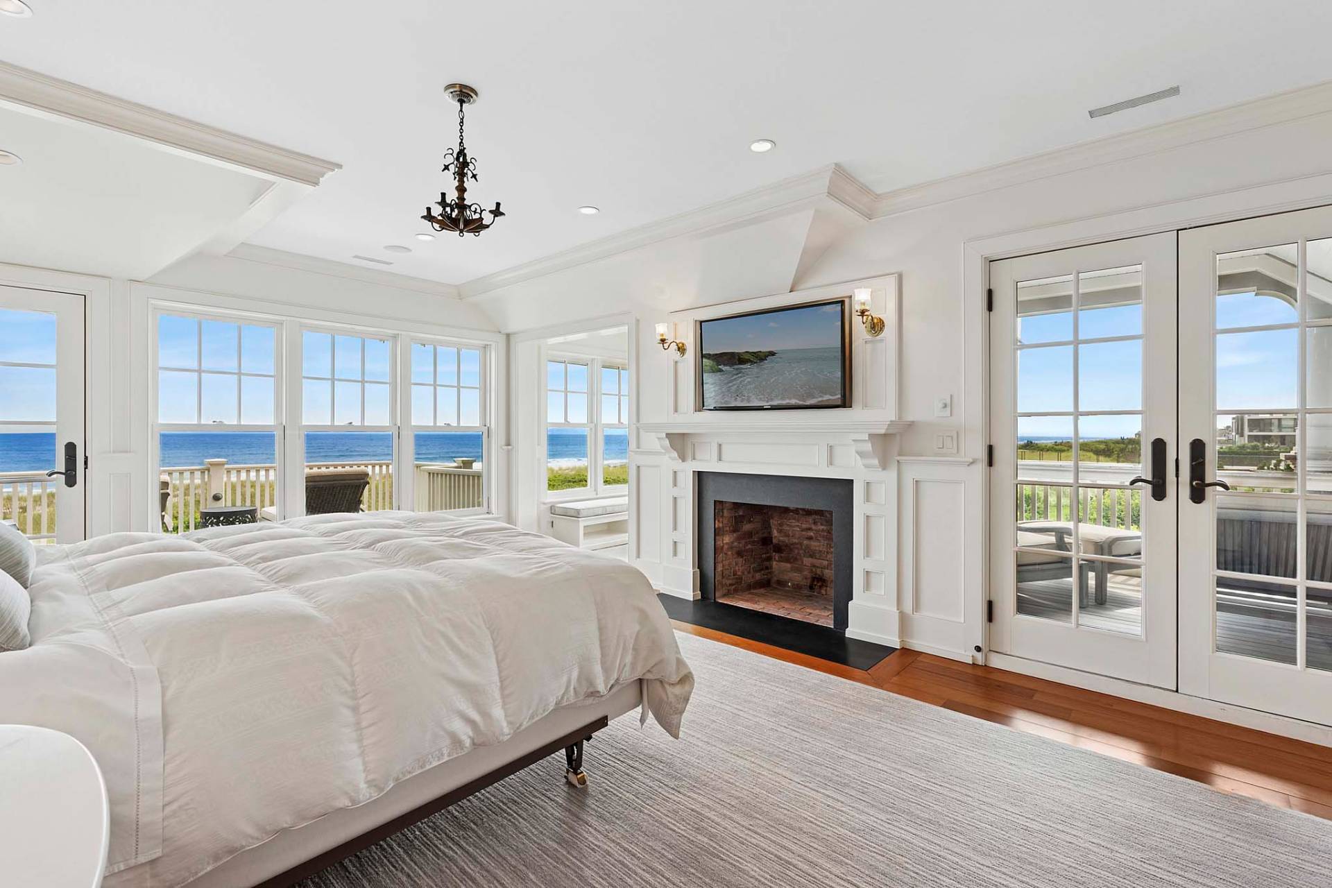 167 Dune Road