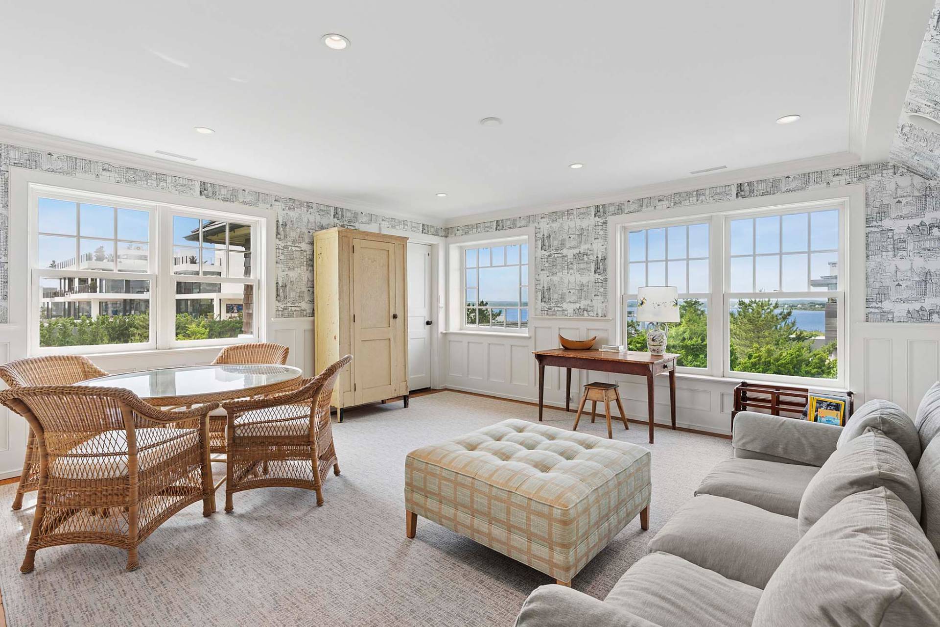 167 Dune Road