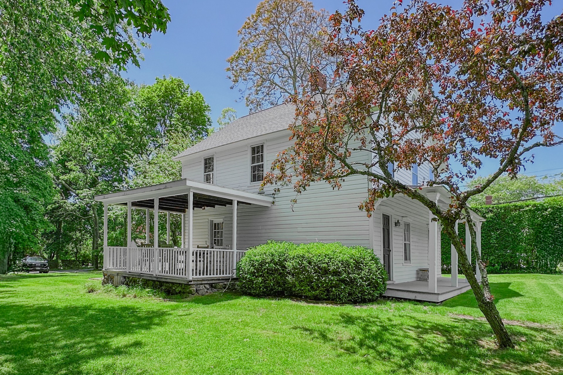 45 West Neck Road