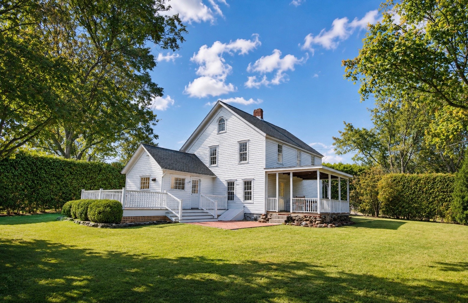 45 West Neck Road