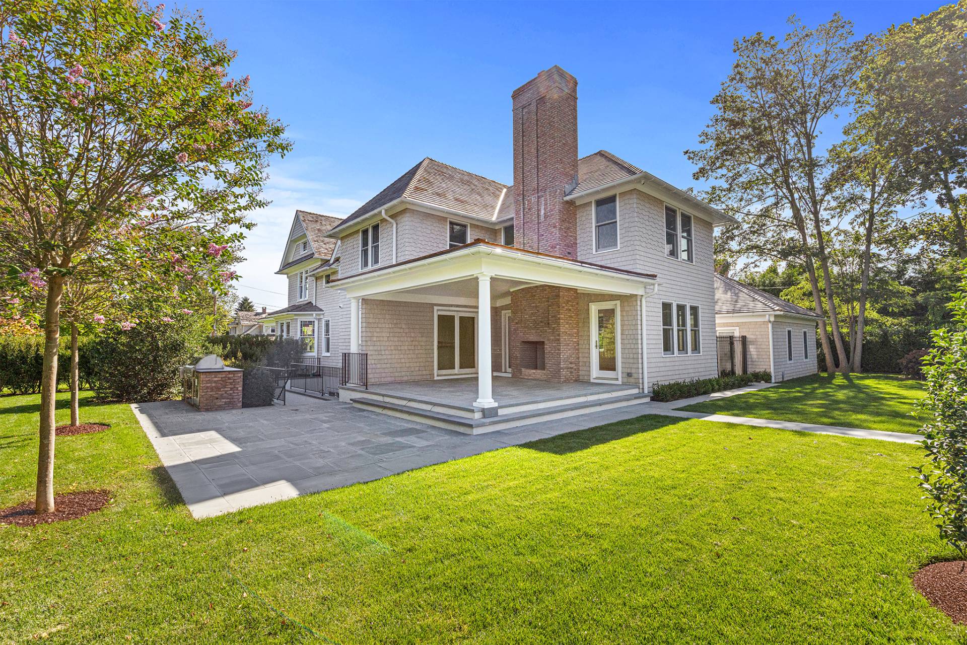 121 Elm Street