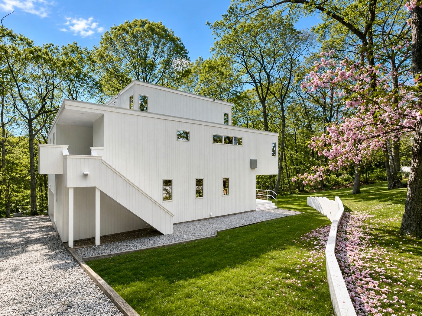 7 Fox Hollow Run