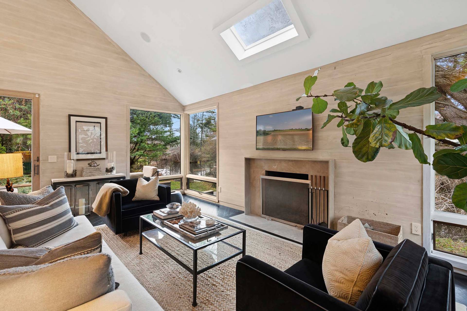 212 Upper Seven Ponds Road