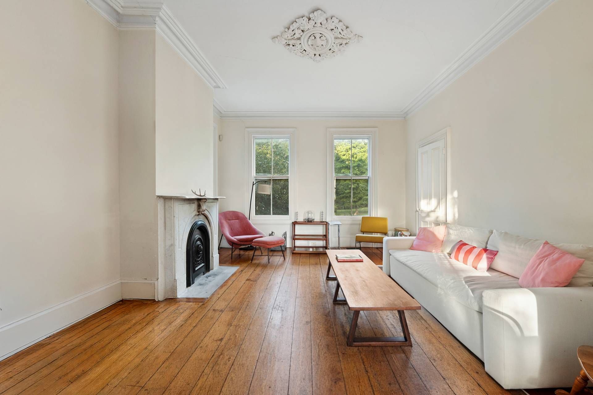5 N Menantic Road