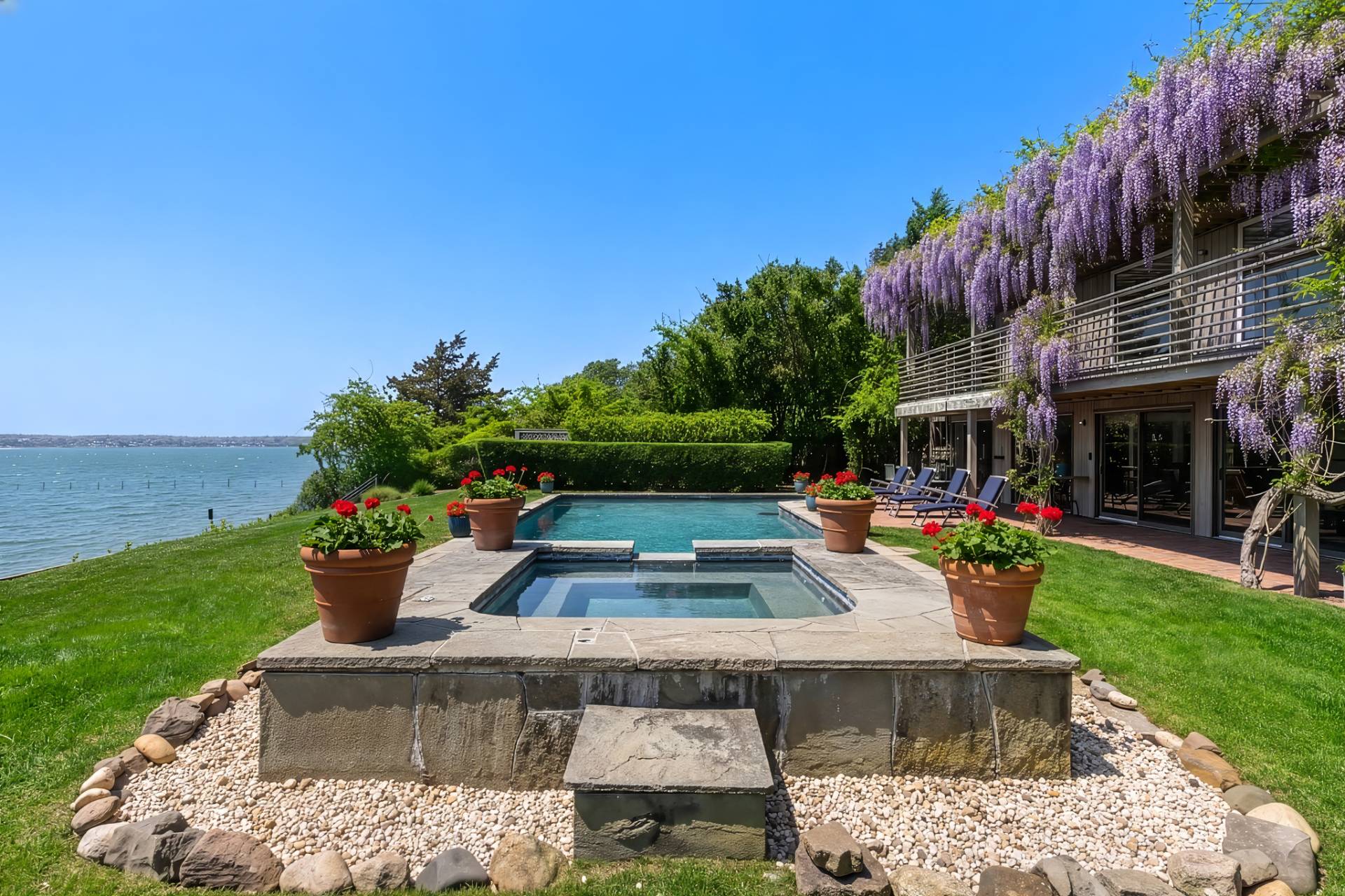 24 Aqua Drive