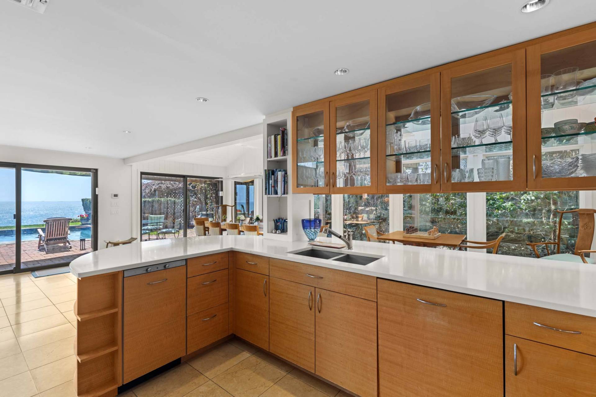 Open Kitchen