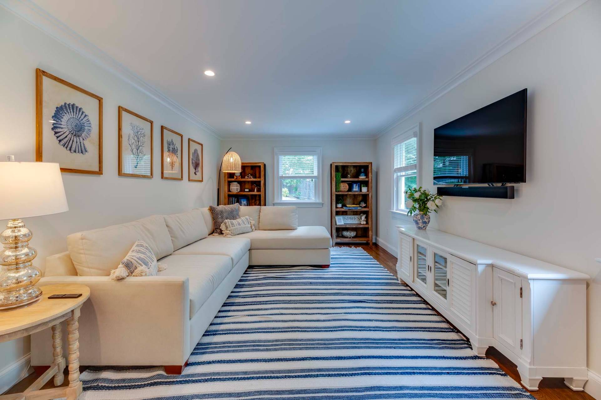 28 West Tiana Road