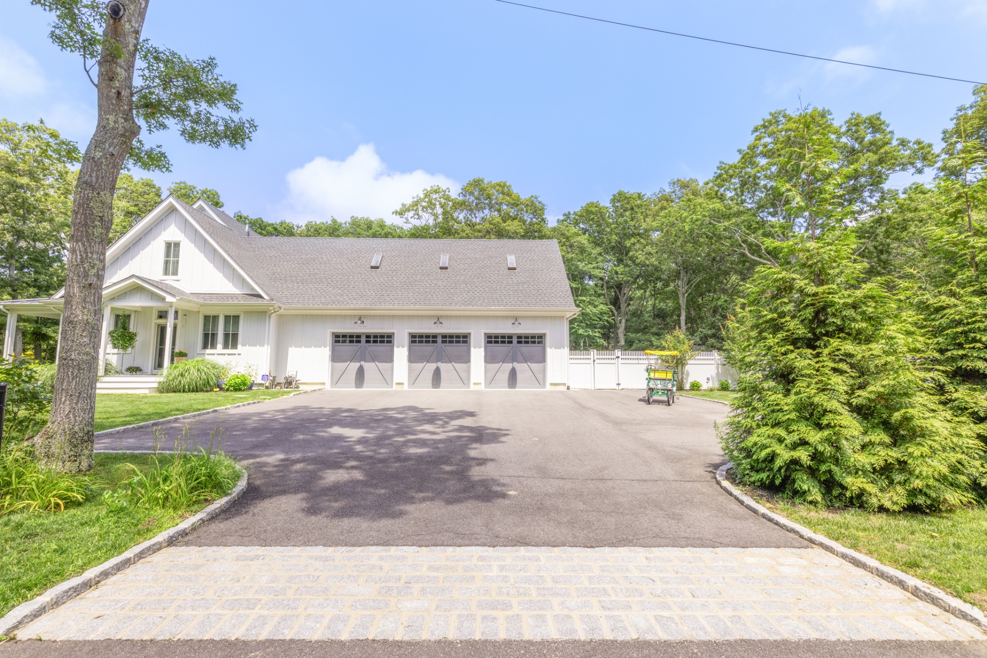 9 Deerland Drive