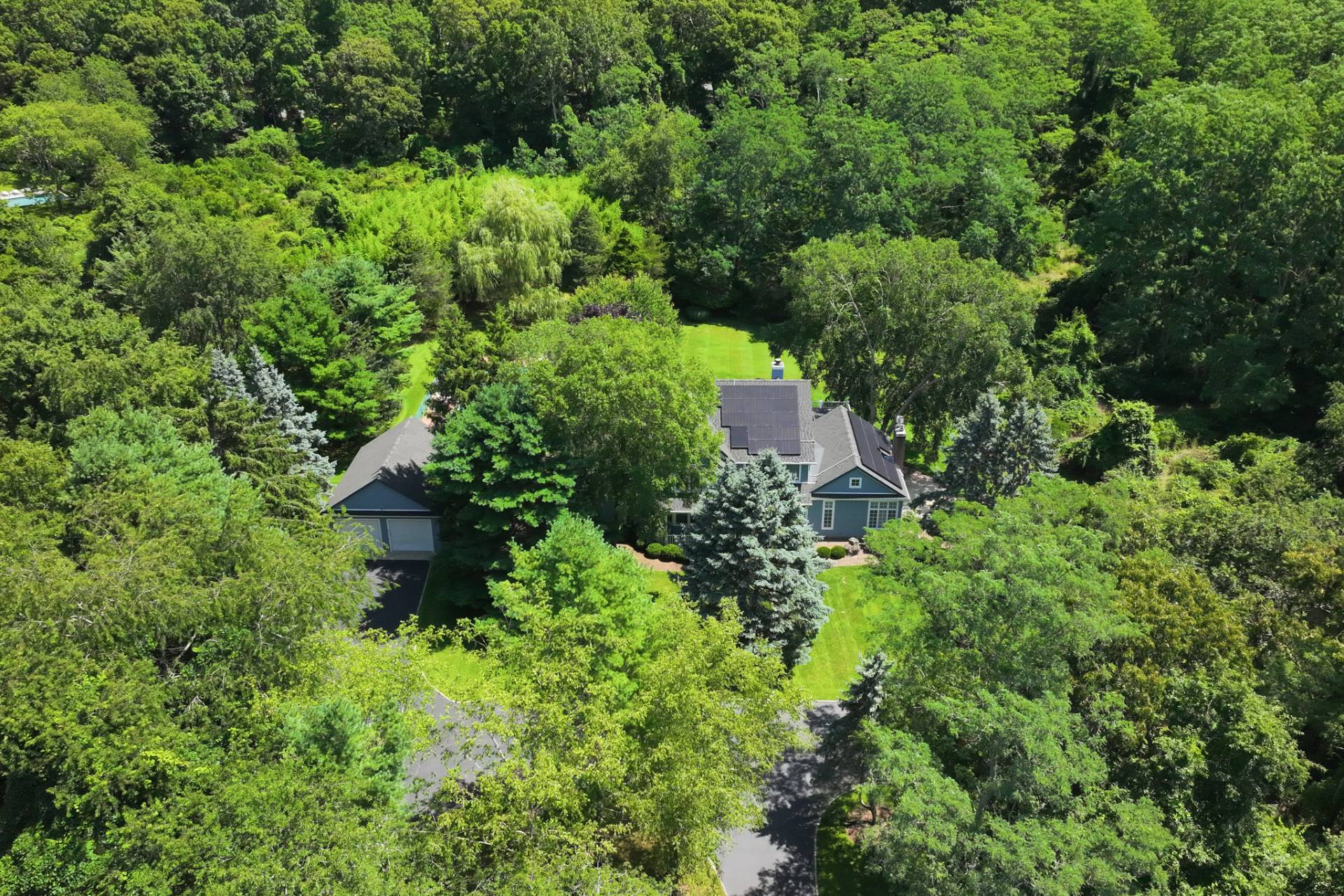 2527 Deerfield Road