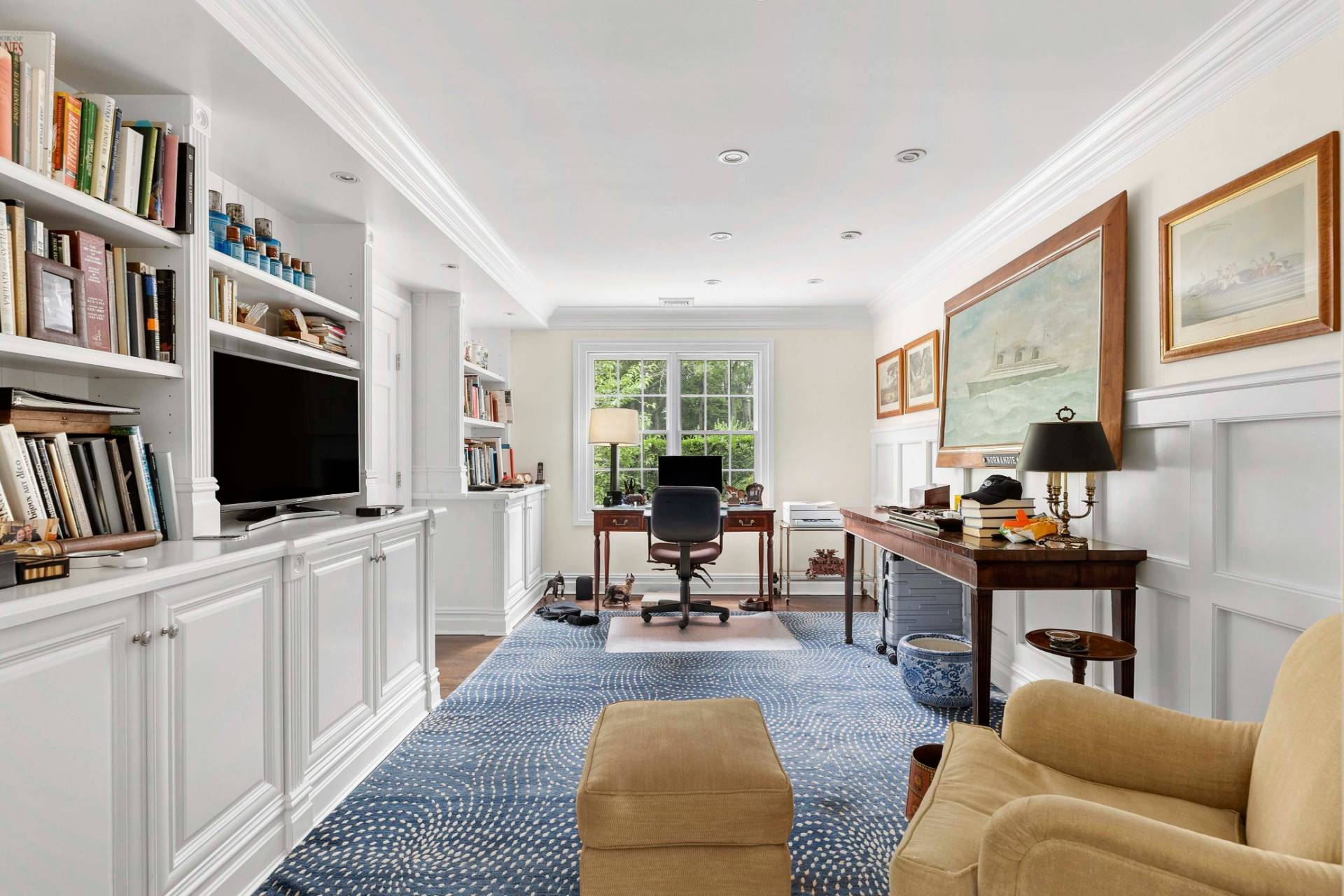 1 Albertines Lane