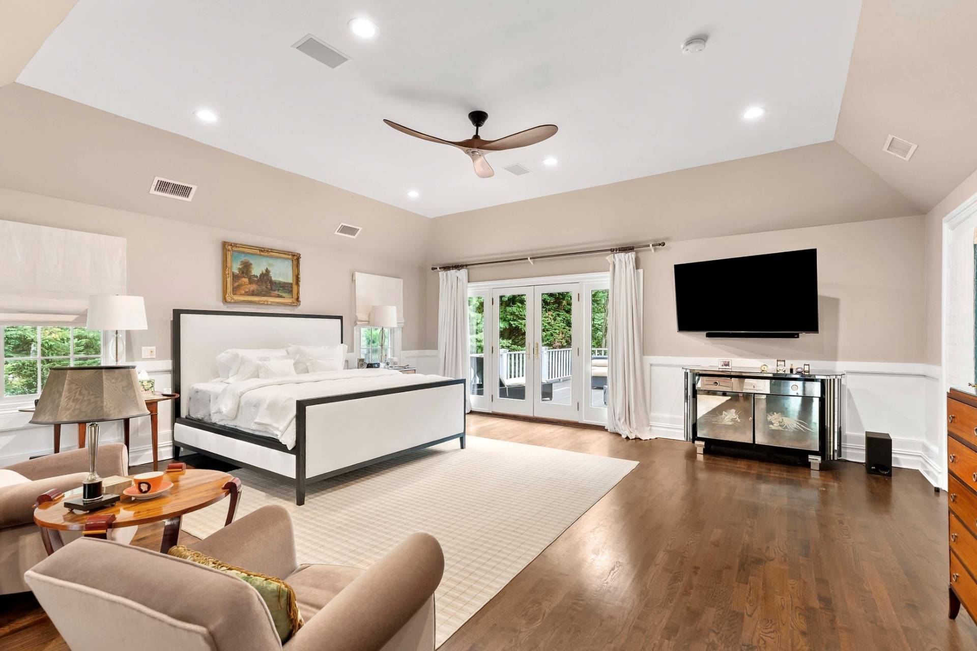 1 Albertines Lane
