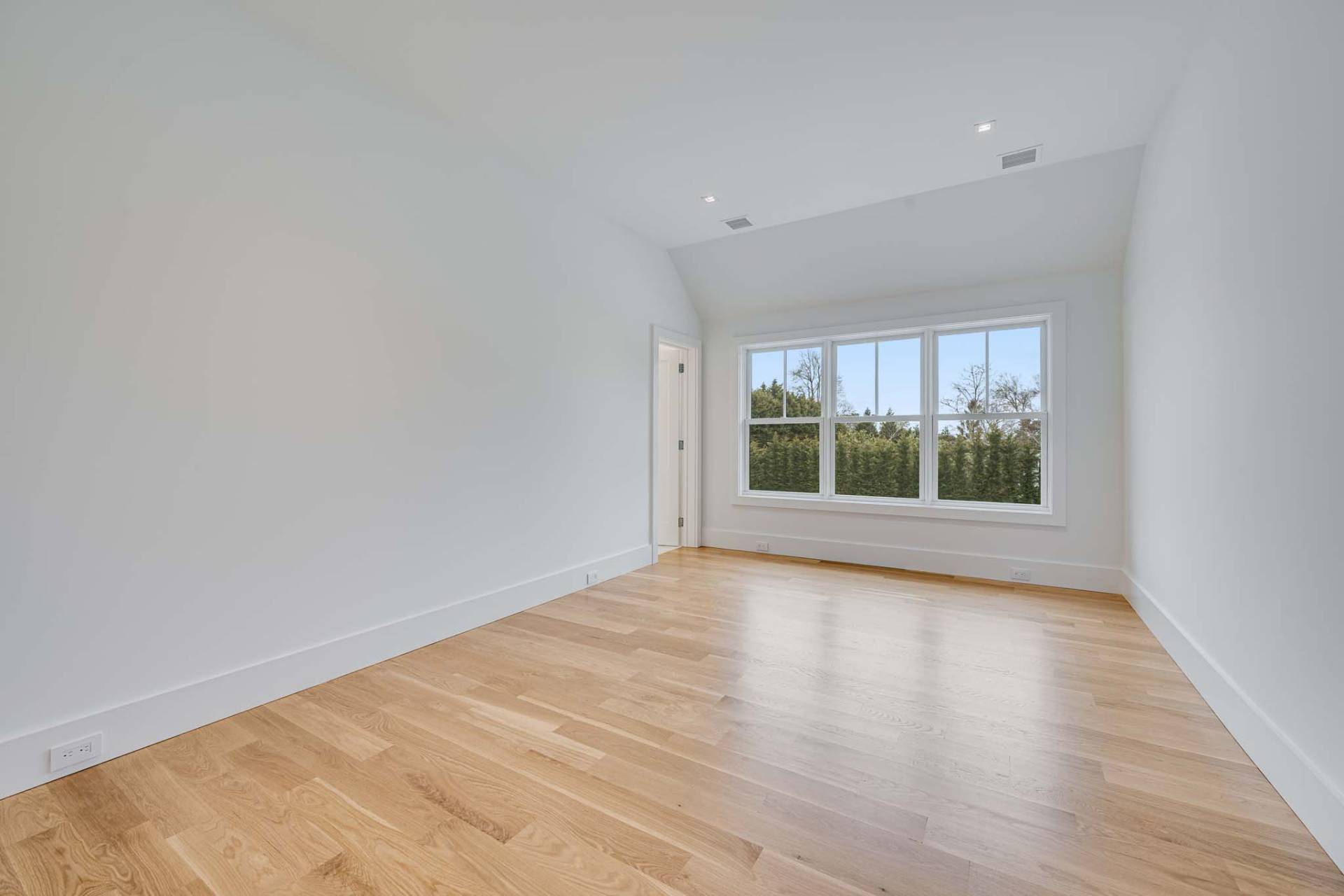 272 Montauk Highway