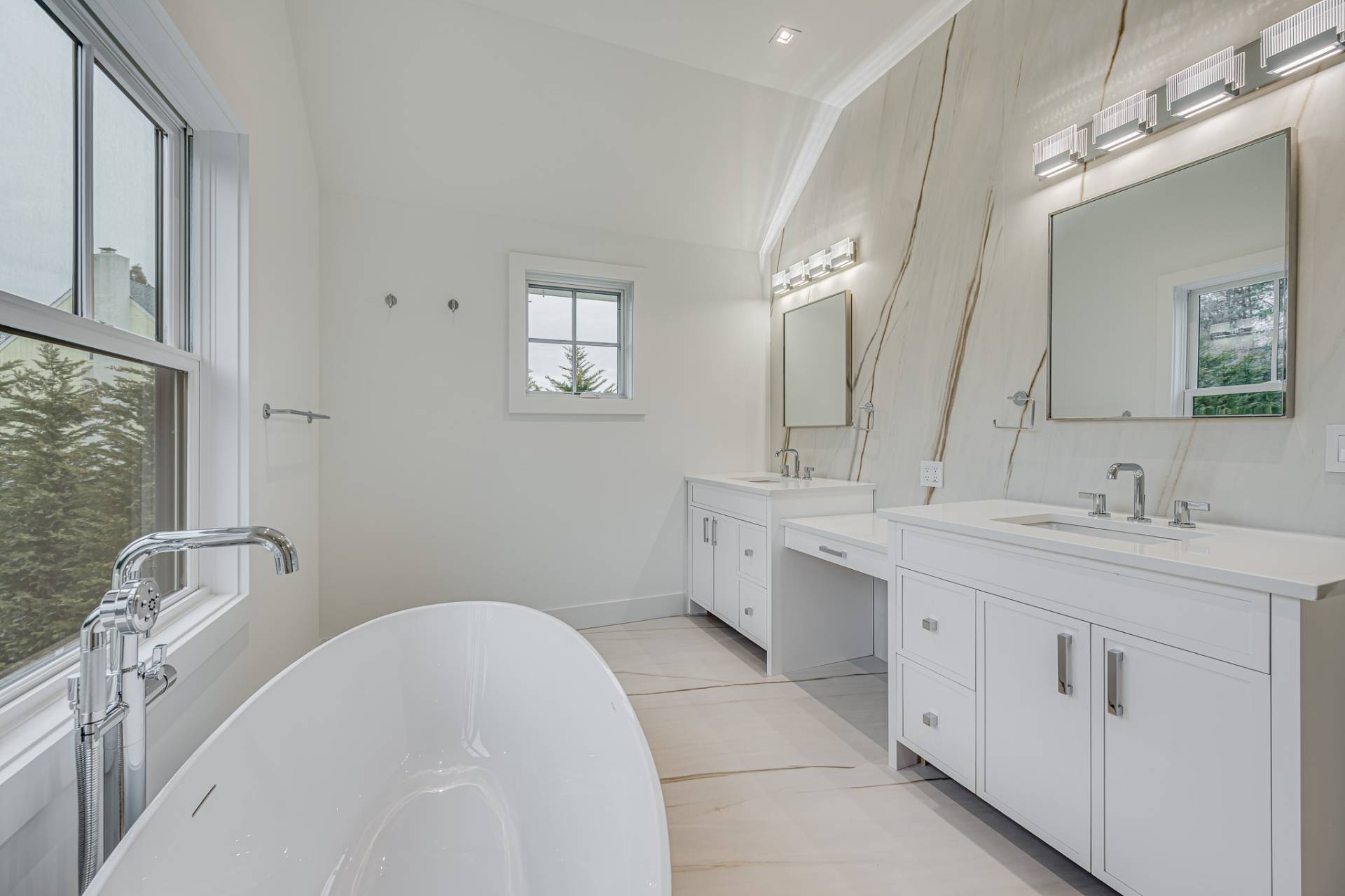 272 Montauk Highway