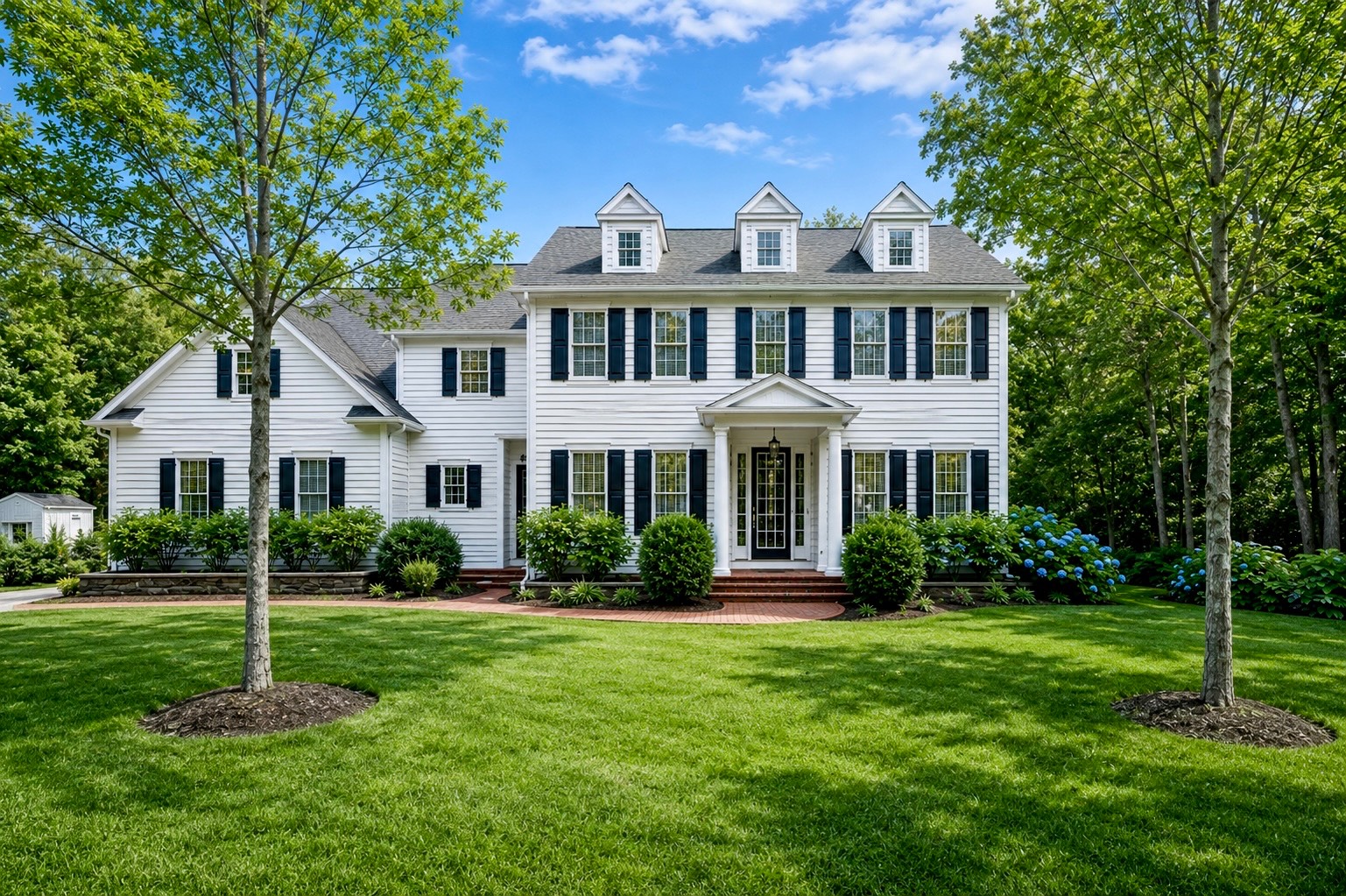 14 Crescent Way