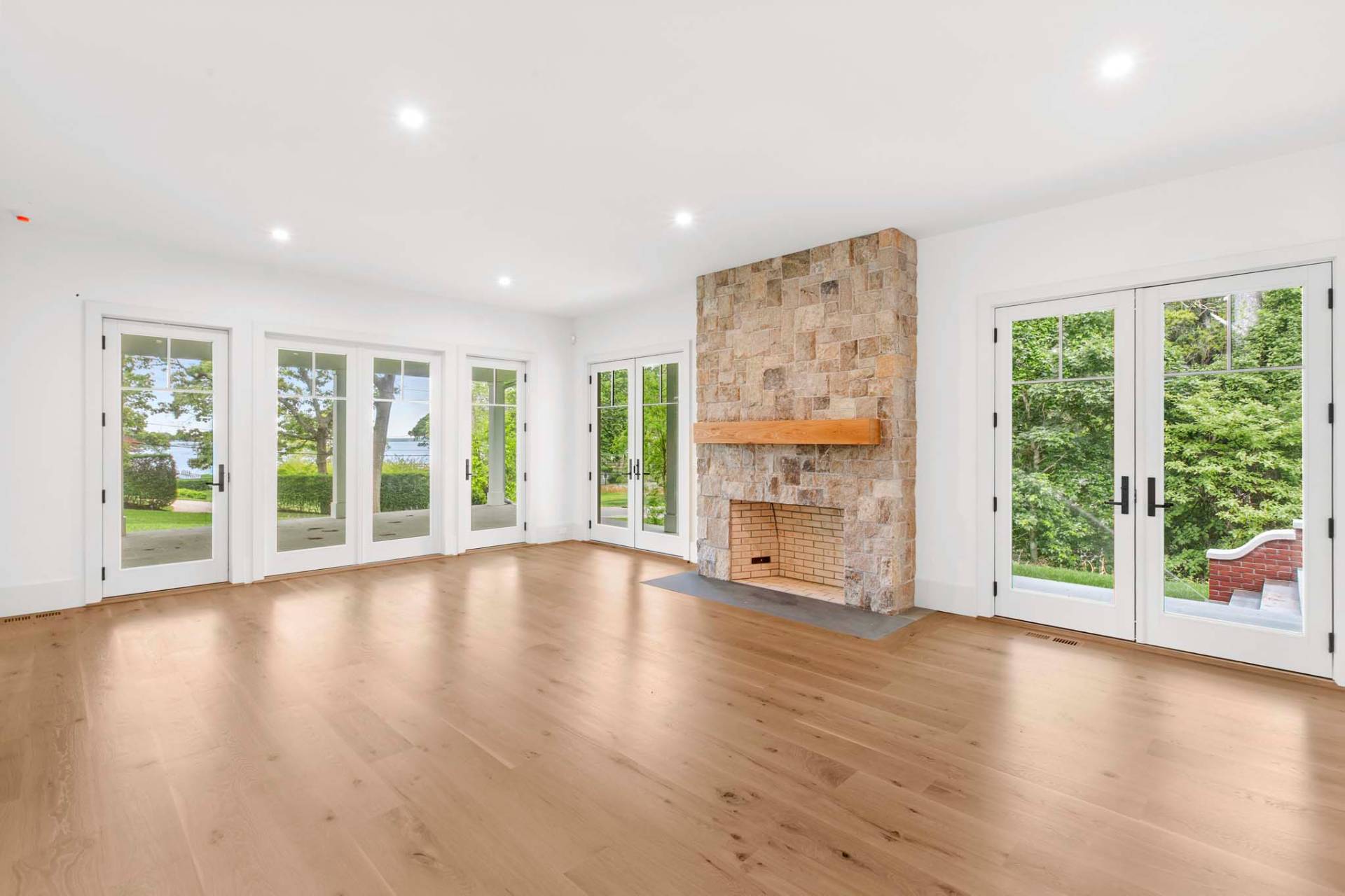 22 Locust Point Road