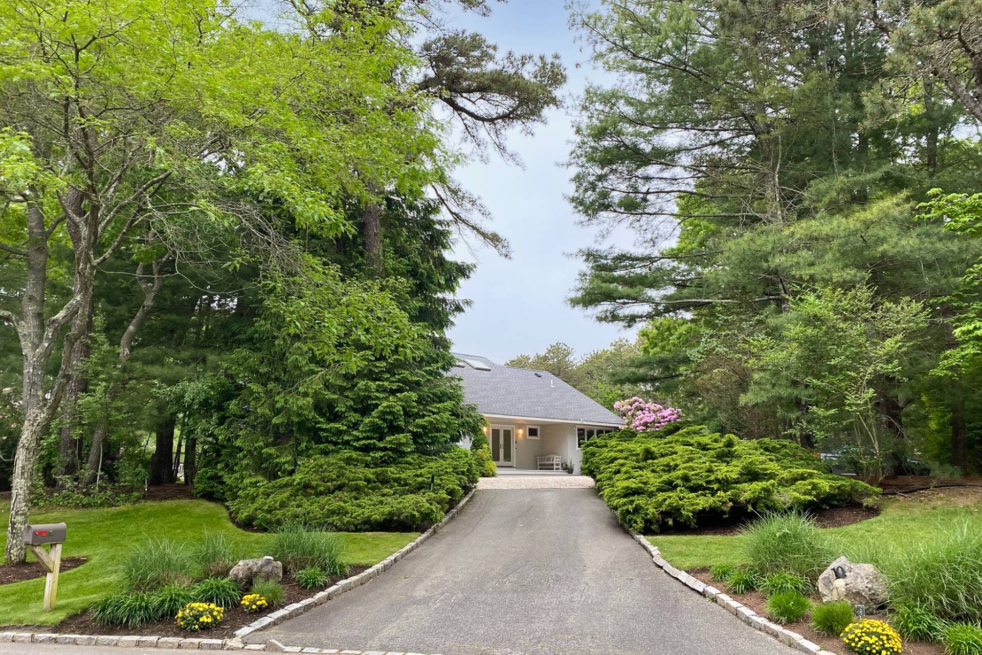 10 Peacock Path