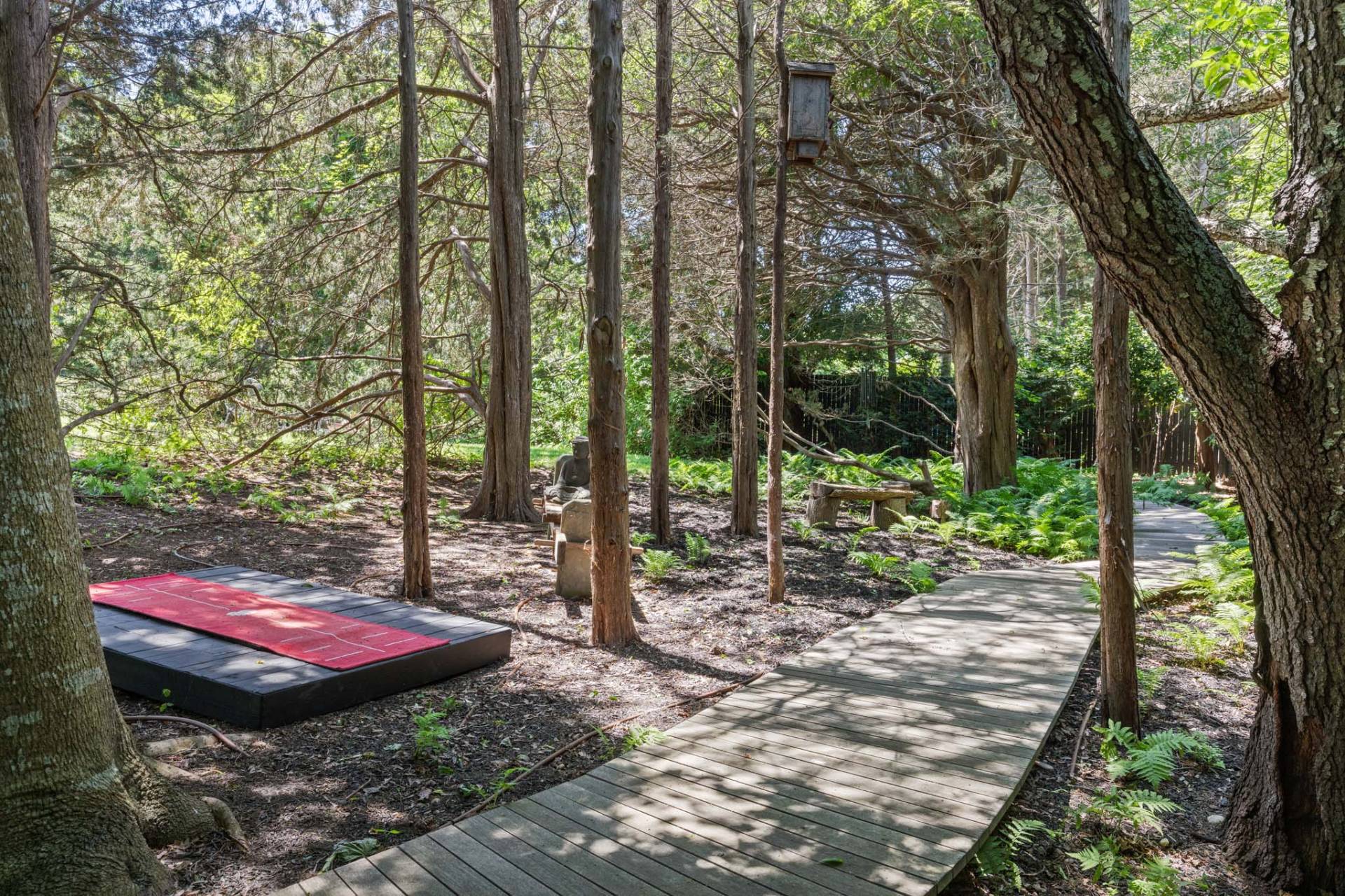 15 Peninsula Drive