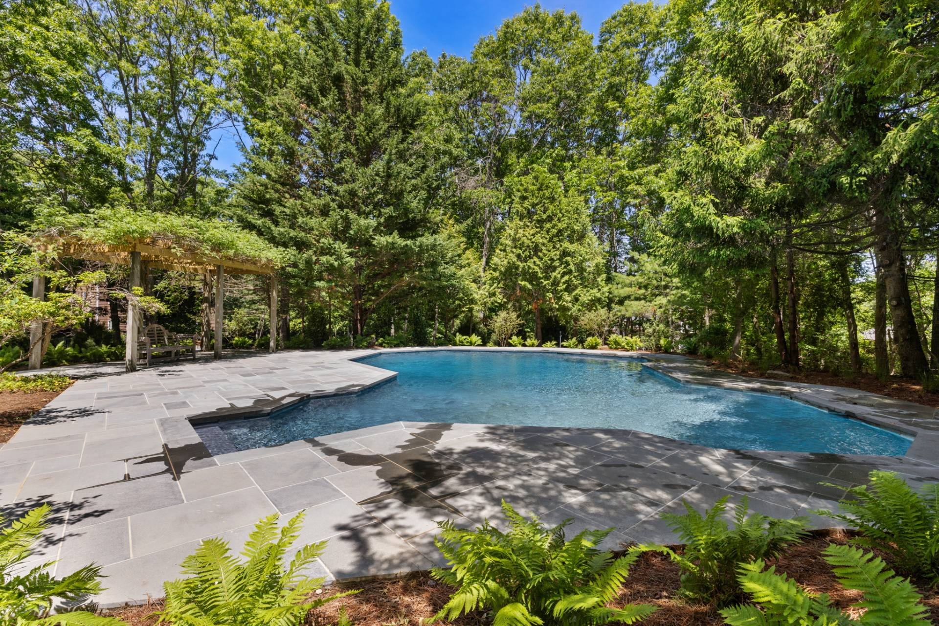 165 Roses Grove Road