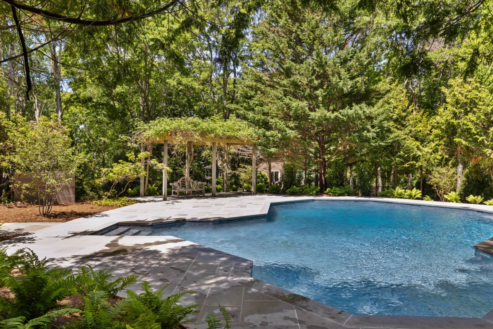 165 Roses Grove Road