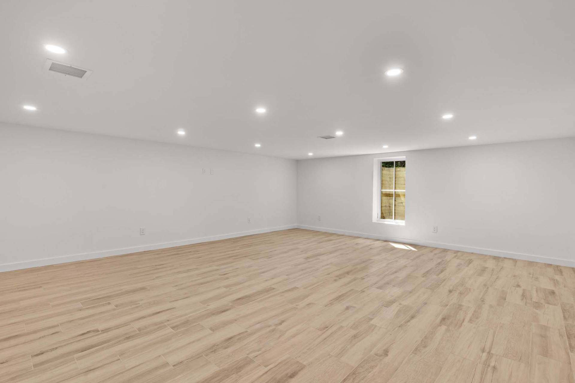 103 Huntington Crossway