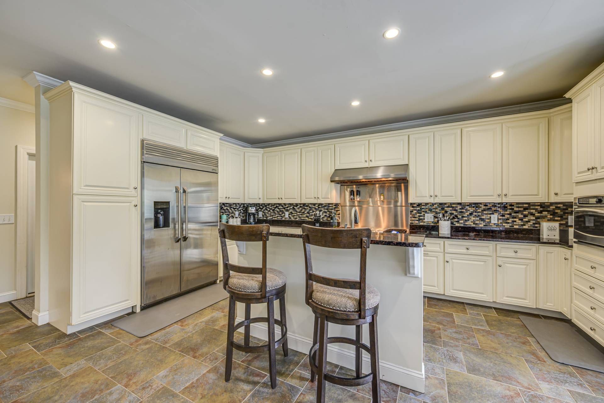 23 Knollwood Drive