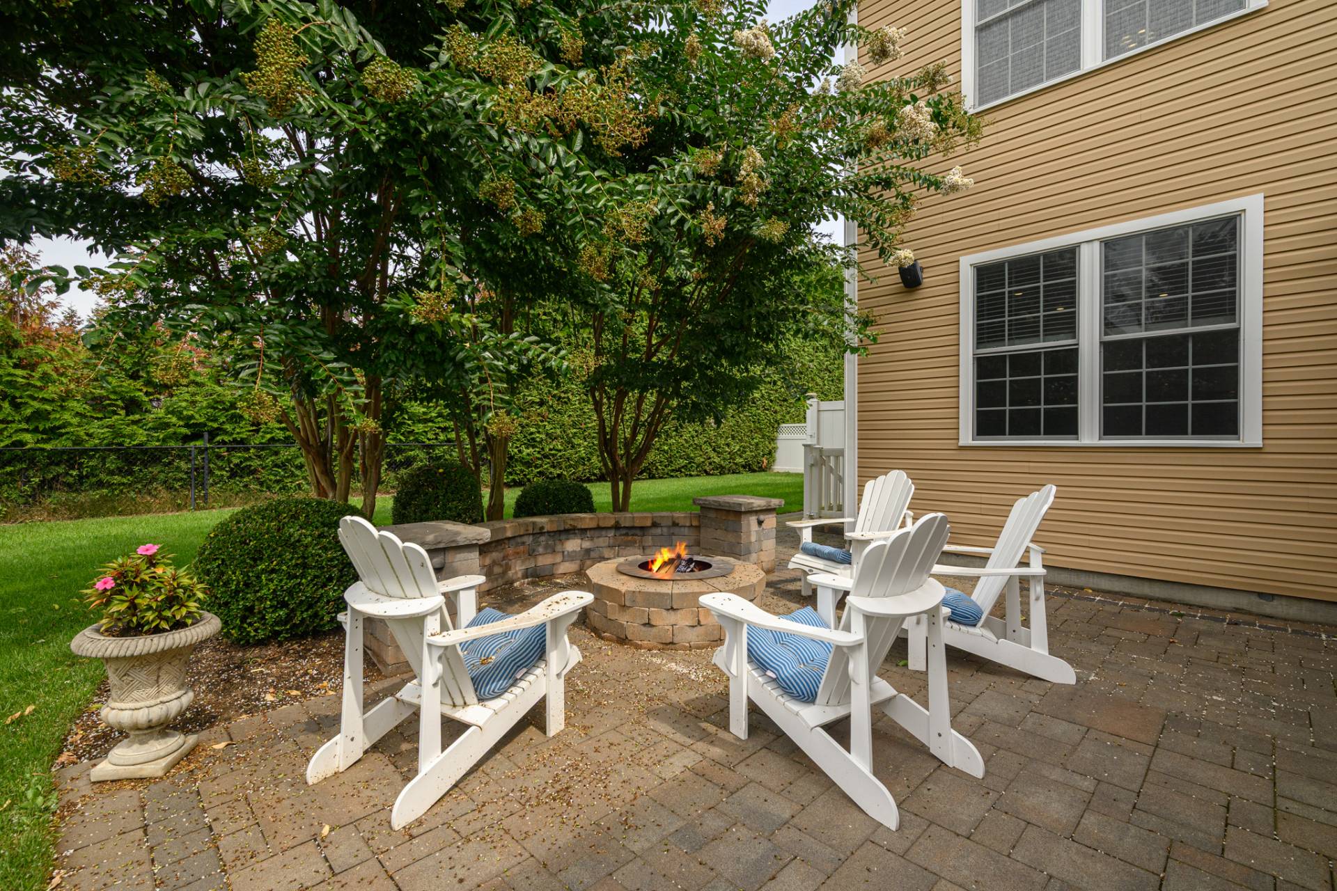 23 Knollwood Drive