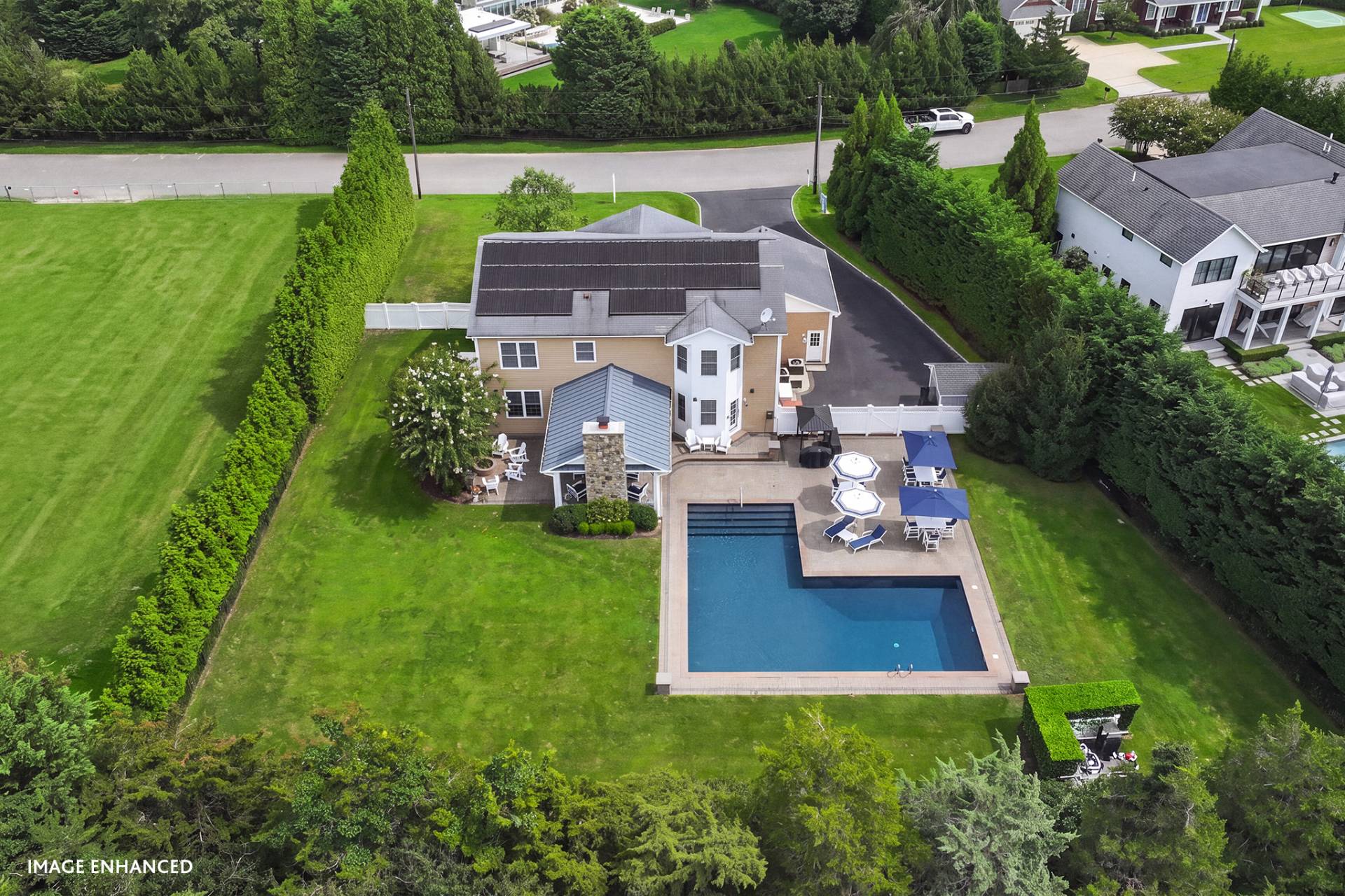 23 Knollwood Drive
