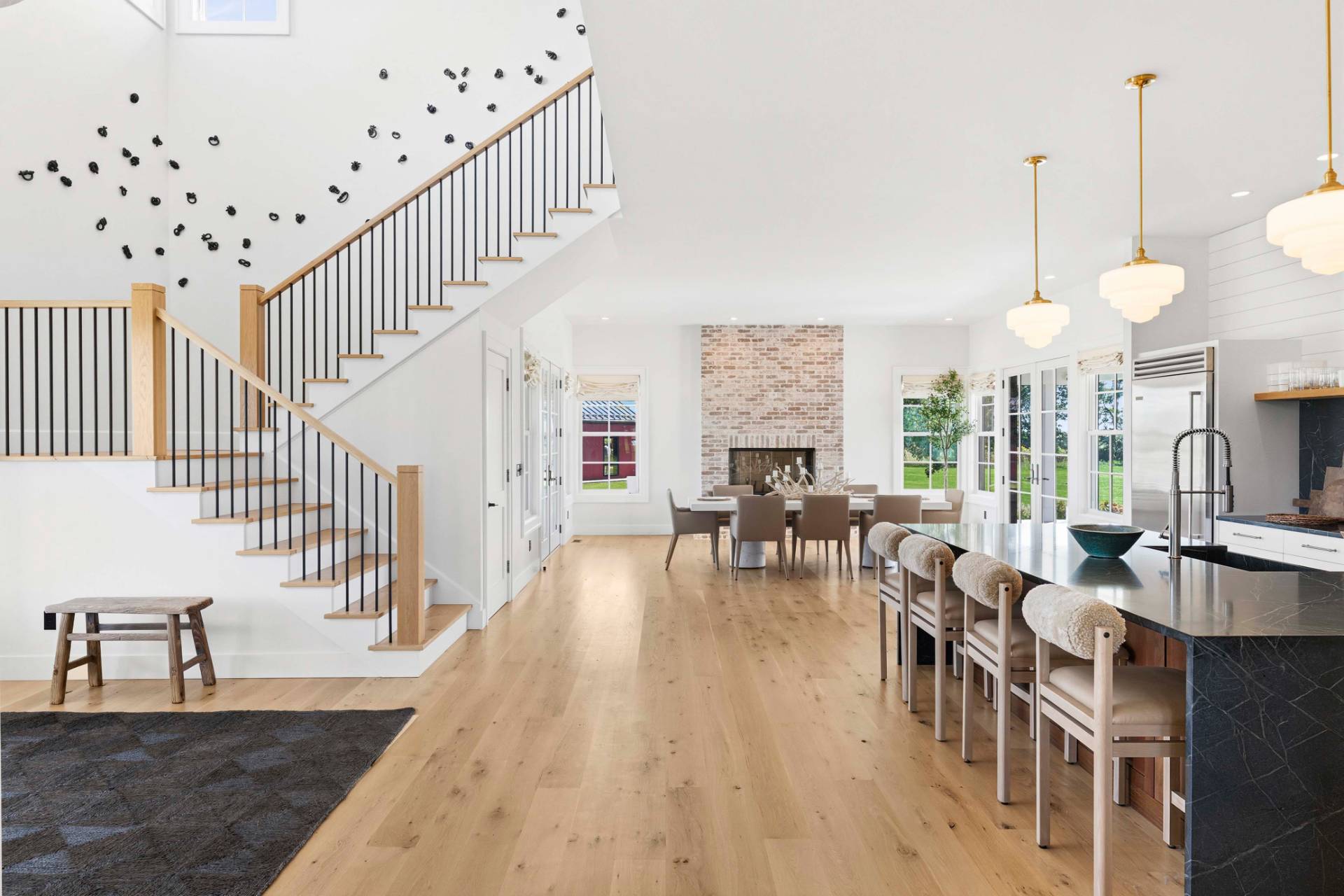 799 Manor Lane