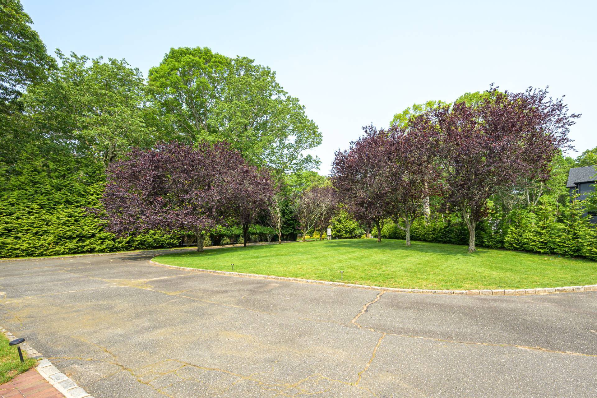 27 Realnautic Court