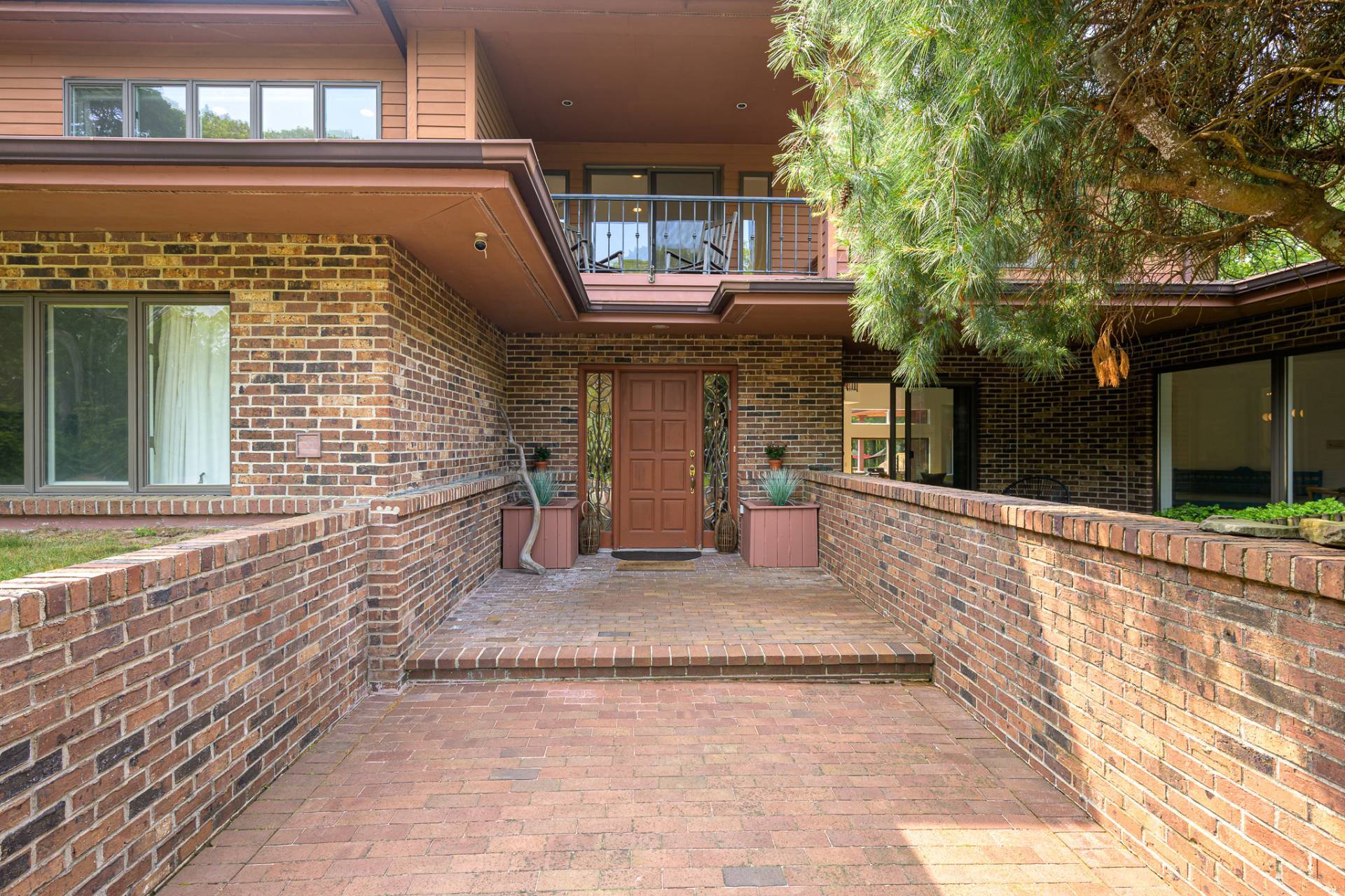 27 Realnautic Court