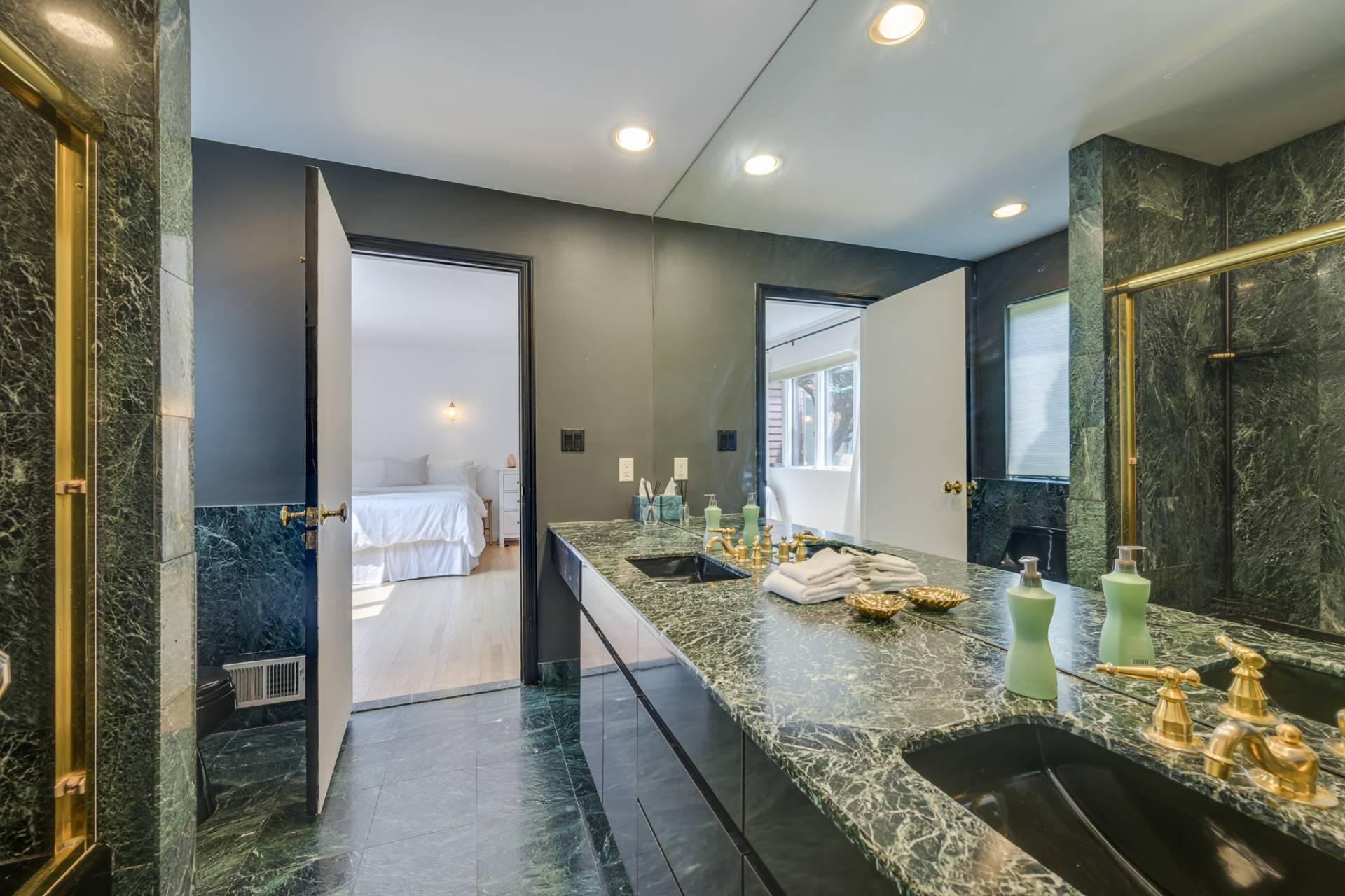27 Realnautic Court