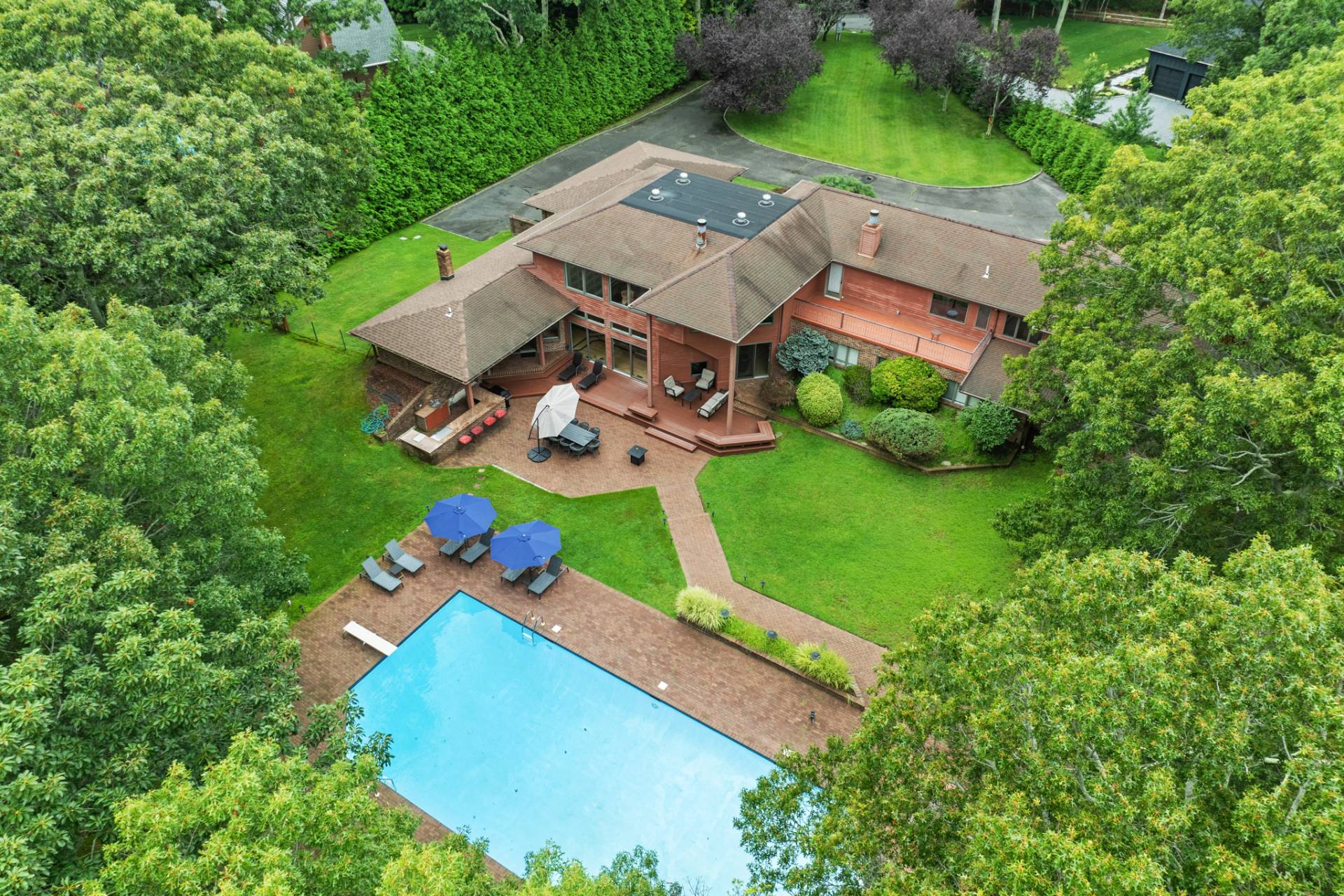27 Realnautic Court