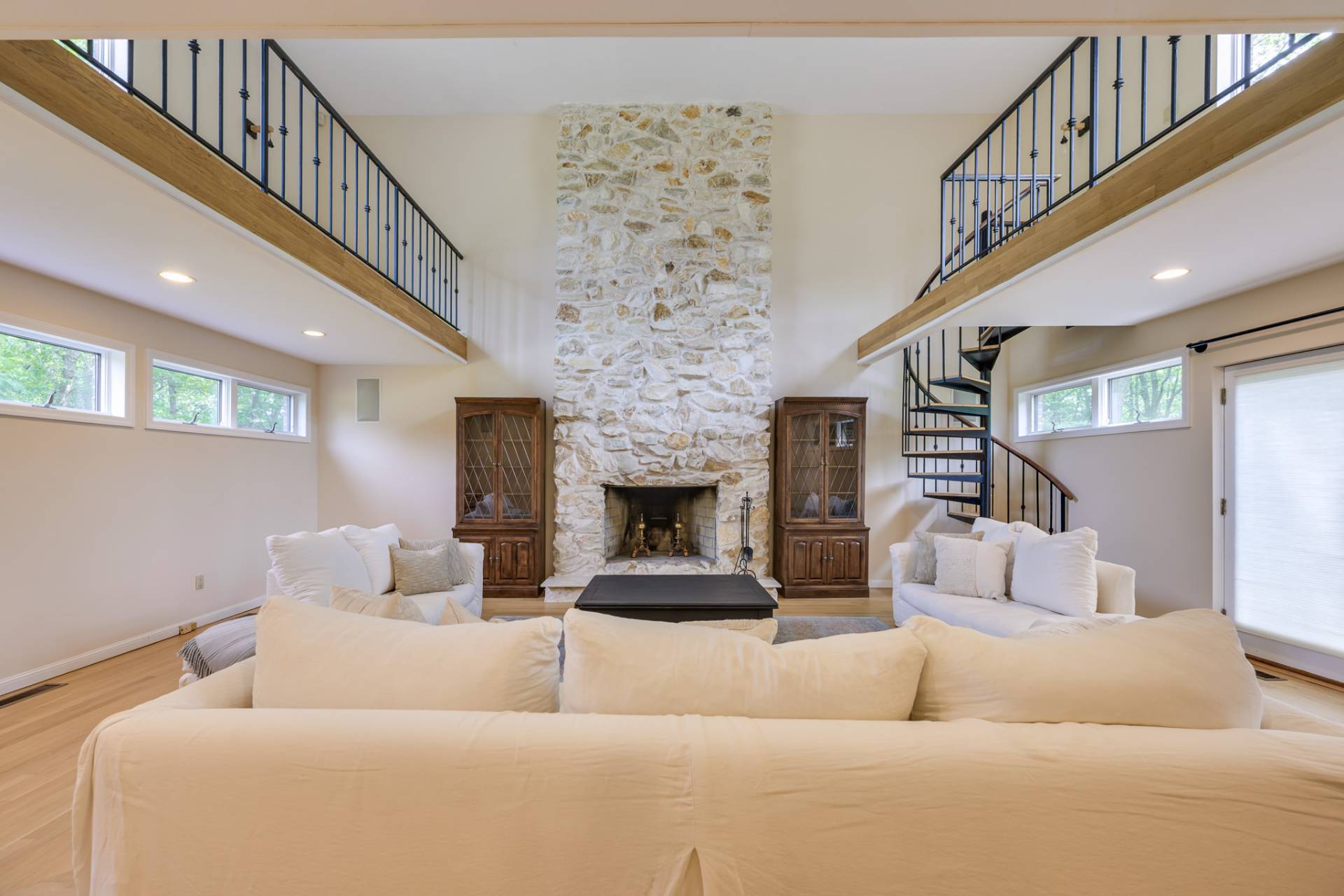 27 Realnautic Court