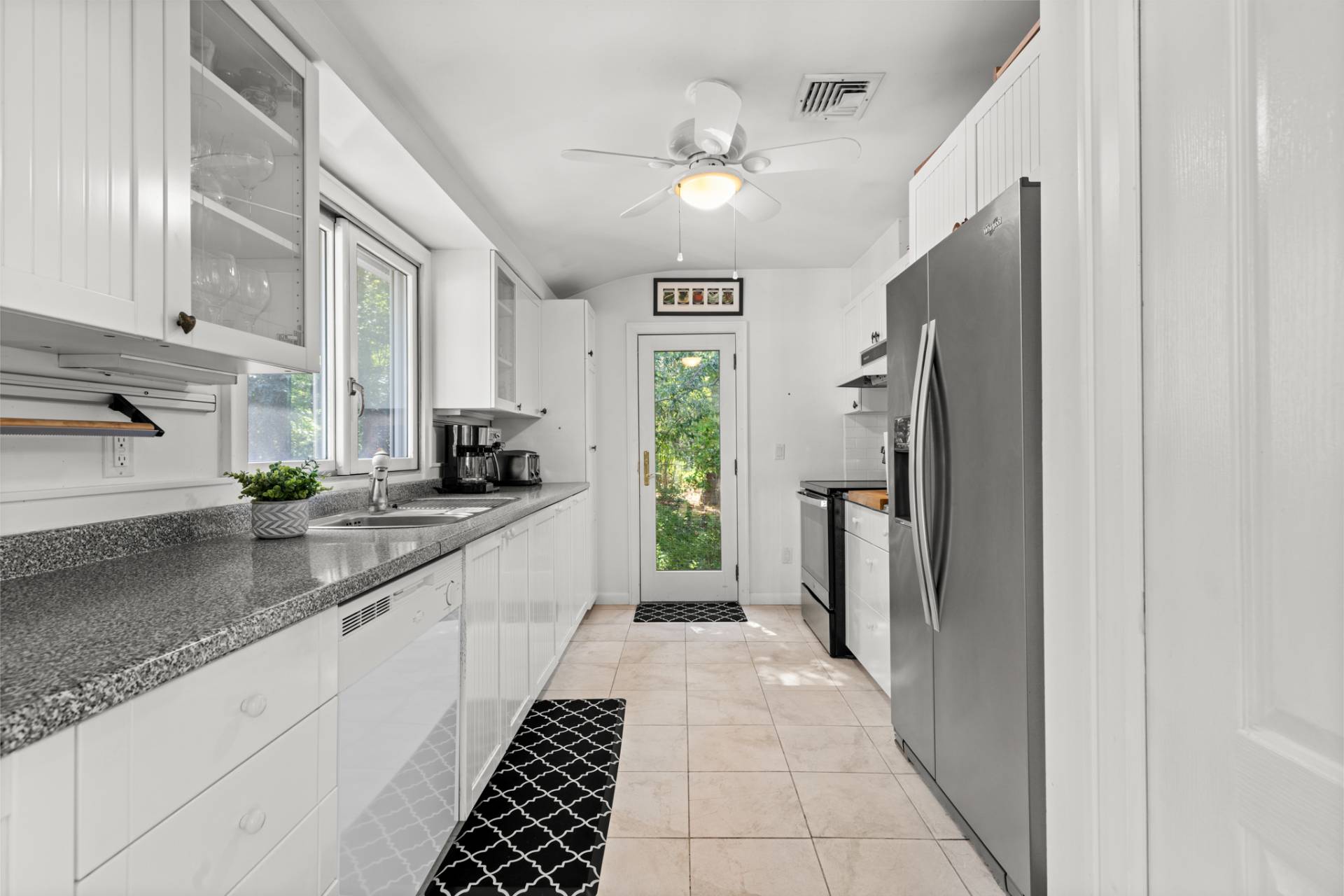 33 Guernsey Lane