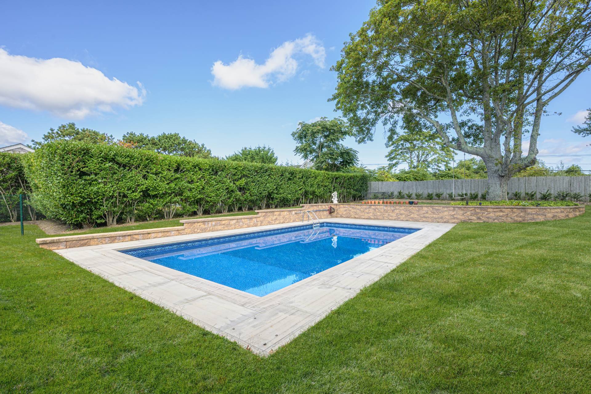 27 Landing Lane