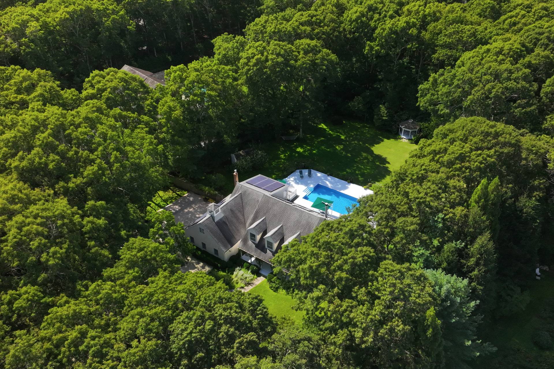 1314 Town Line Road